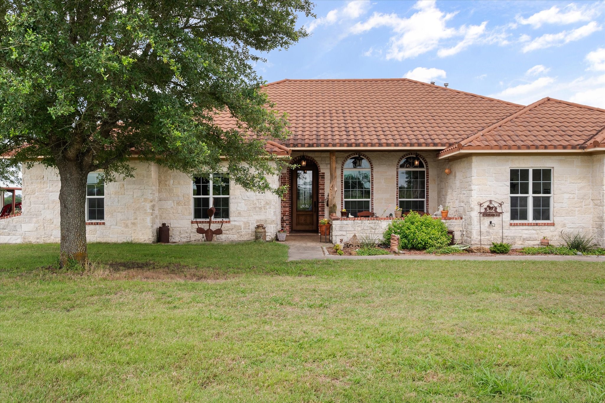 989 N Fm 55 Barry TX 75102