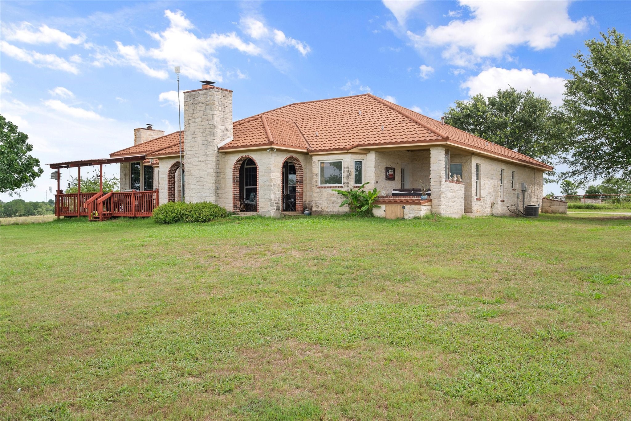 989 N Fm 55 Barry TX 75102