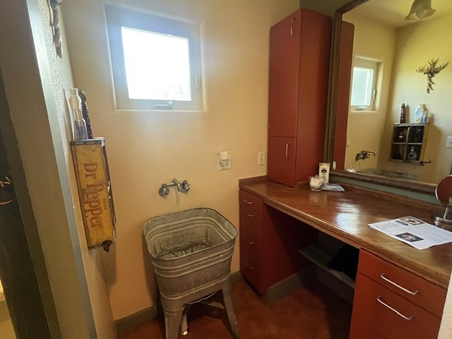 715 County Road 426 Purmela TX 76566