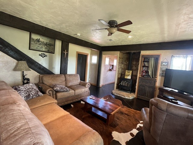 715 County Road 426 Purmela TX 76566