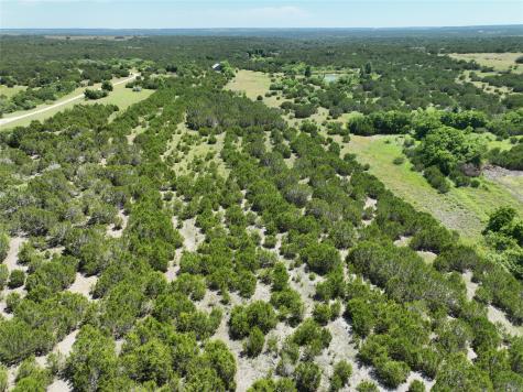 715 County Road 426 Purmela TX 76566