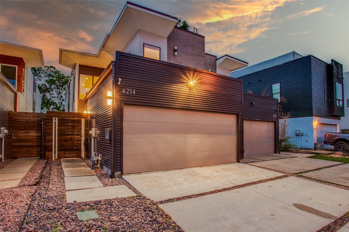 4214 Munger Avenue Dallas TX 75204