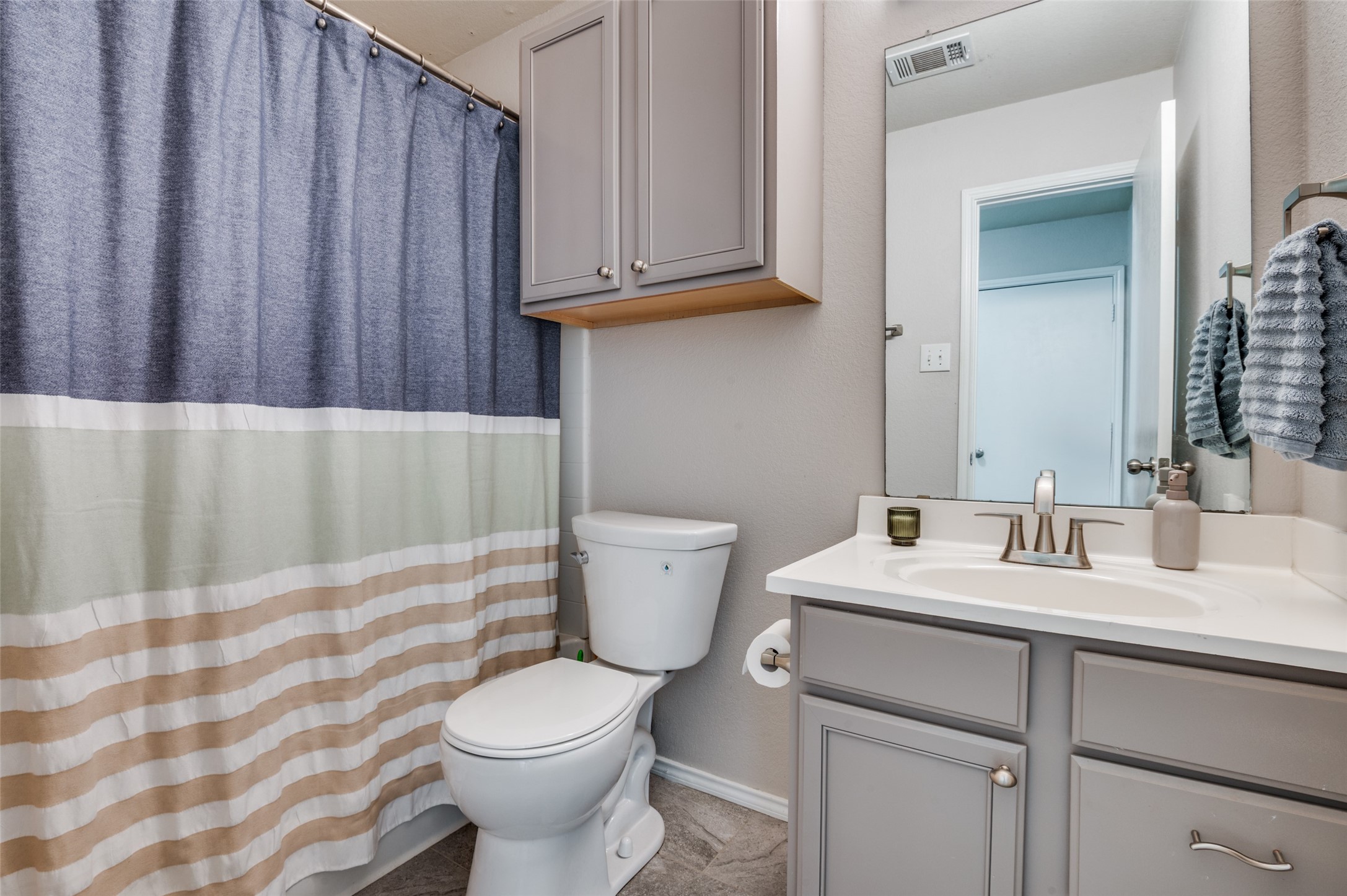 223 Gayleh Lane Waxahachie TX 75165