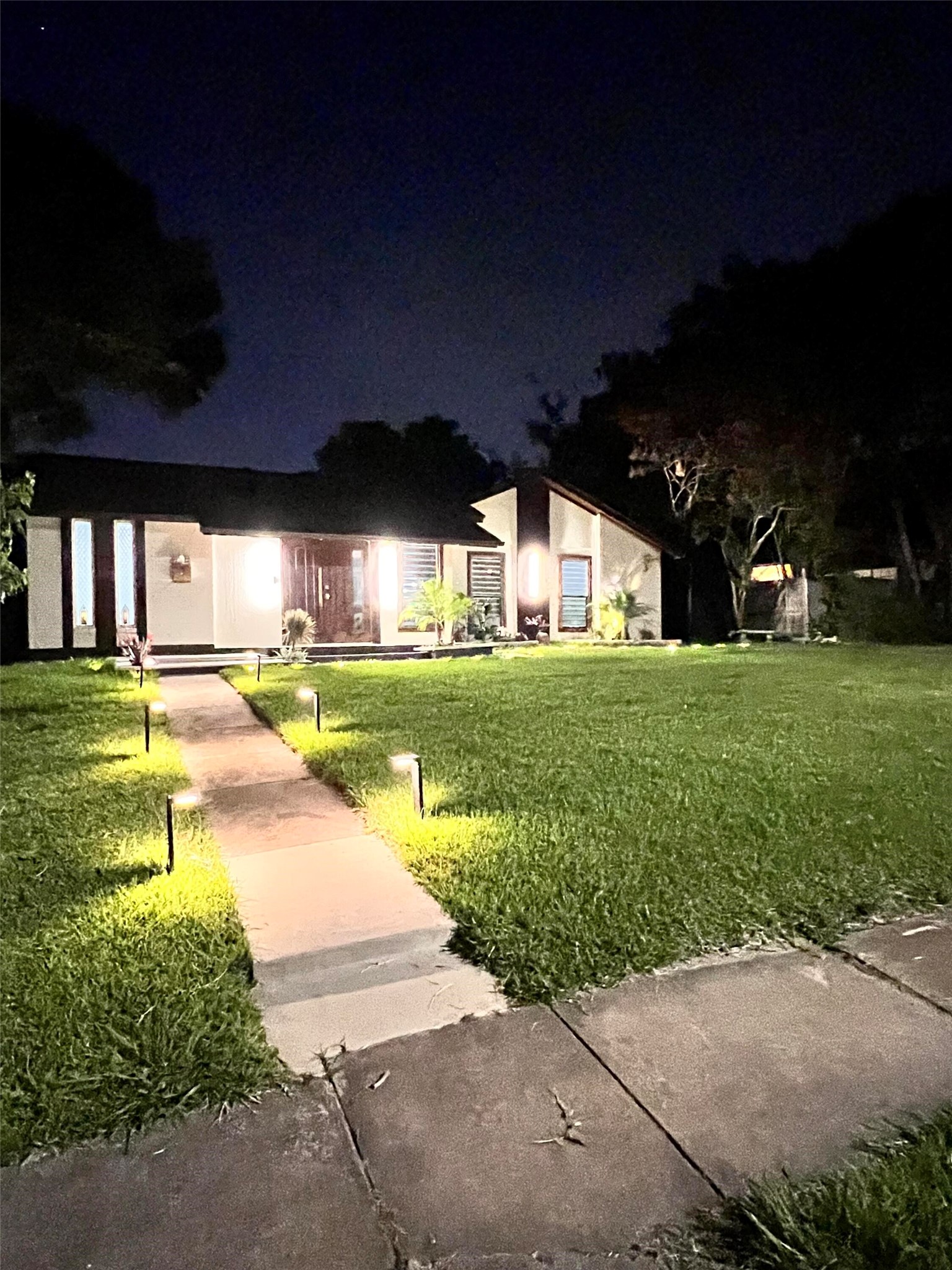 3928 Tacoma Street Irving TX 75062