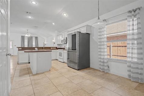 1042 Grimes Drive Forney TX 75126