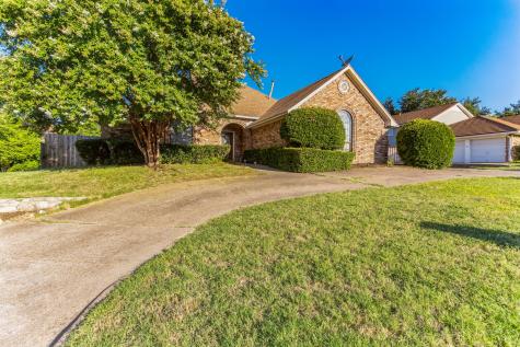 3706 Novus Court Grand Prairie TX 75052