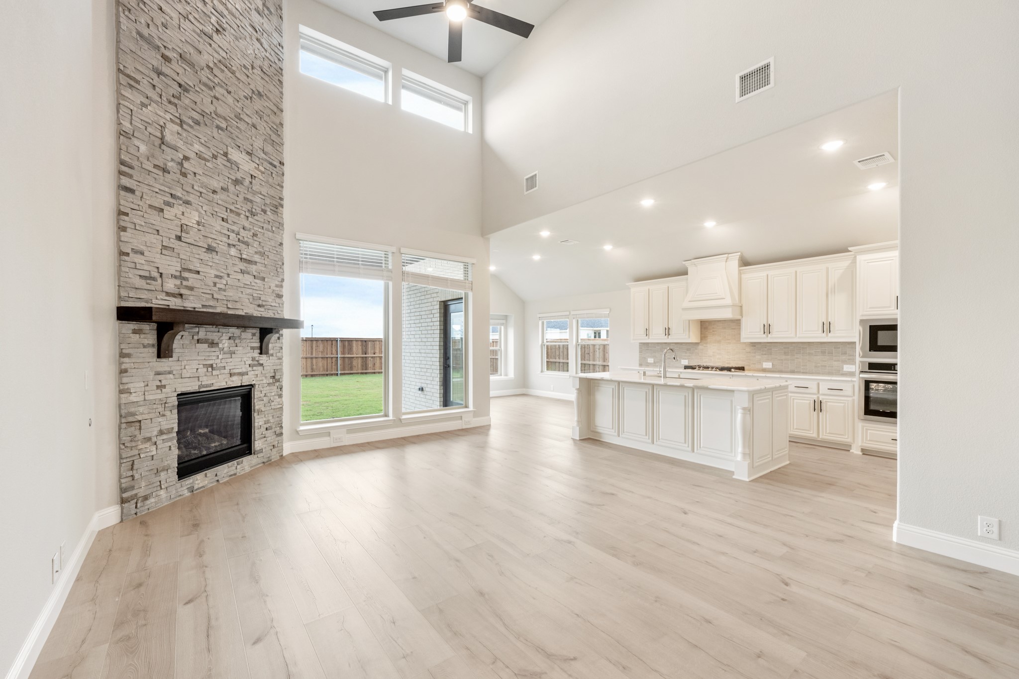 2712 Railway Street Forney TX 75126