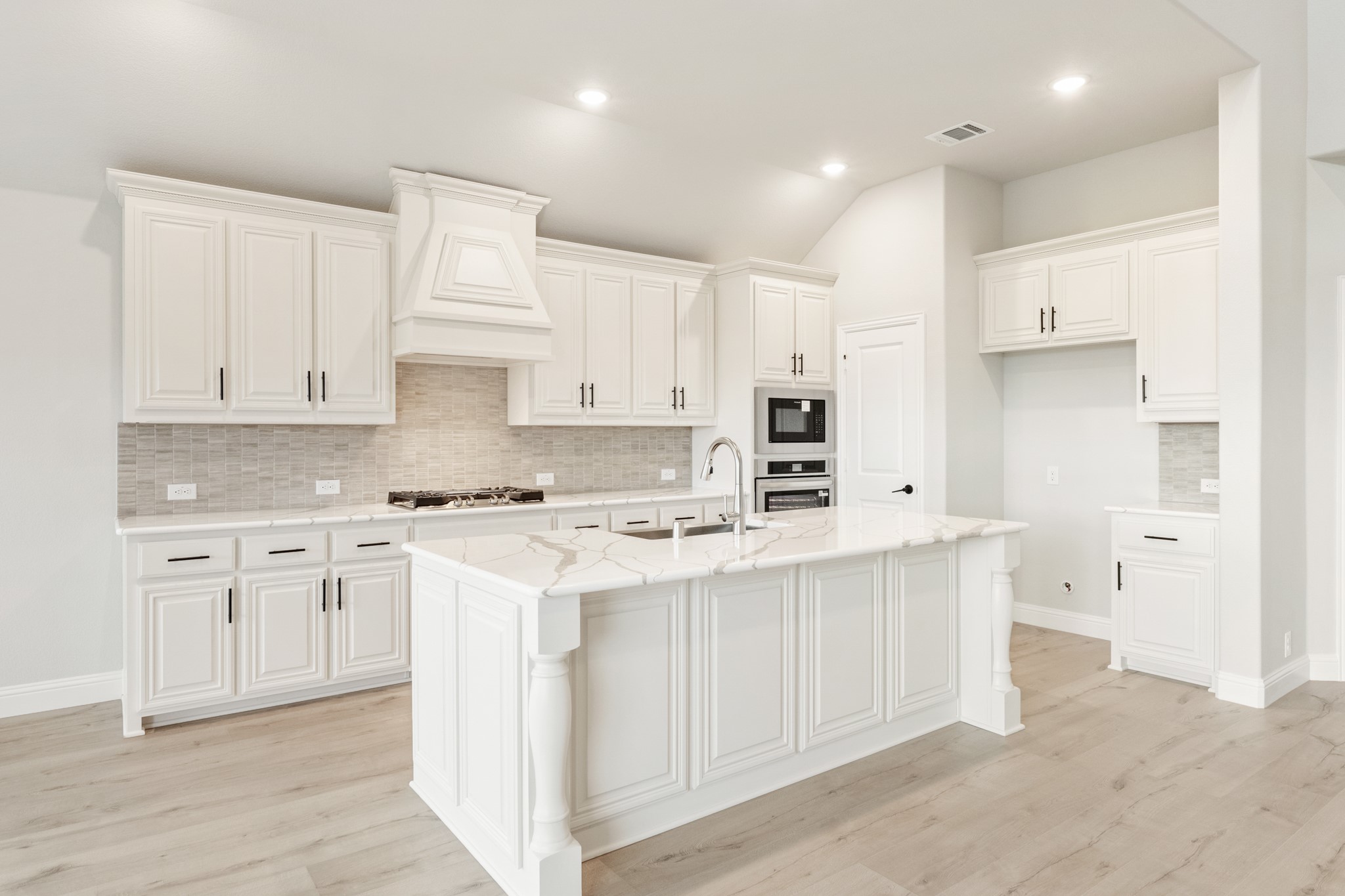 2712 Railway Street Forney TX 75126
