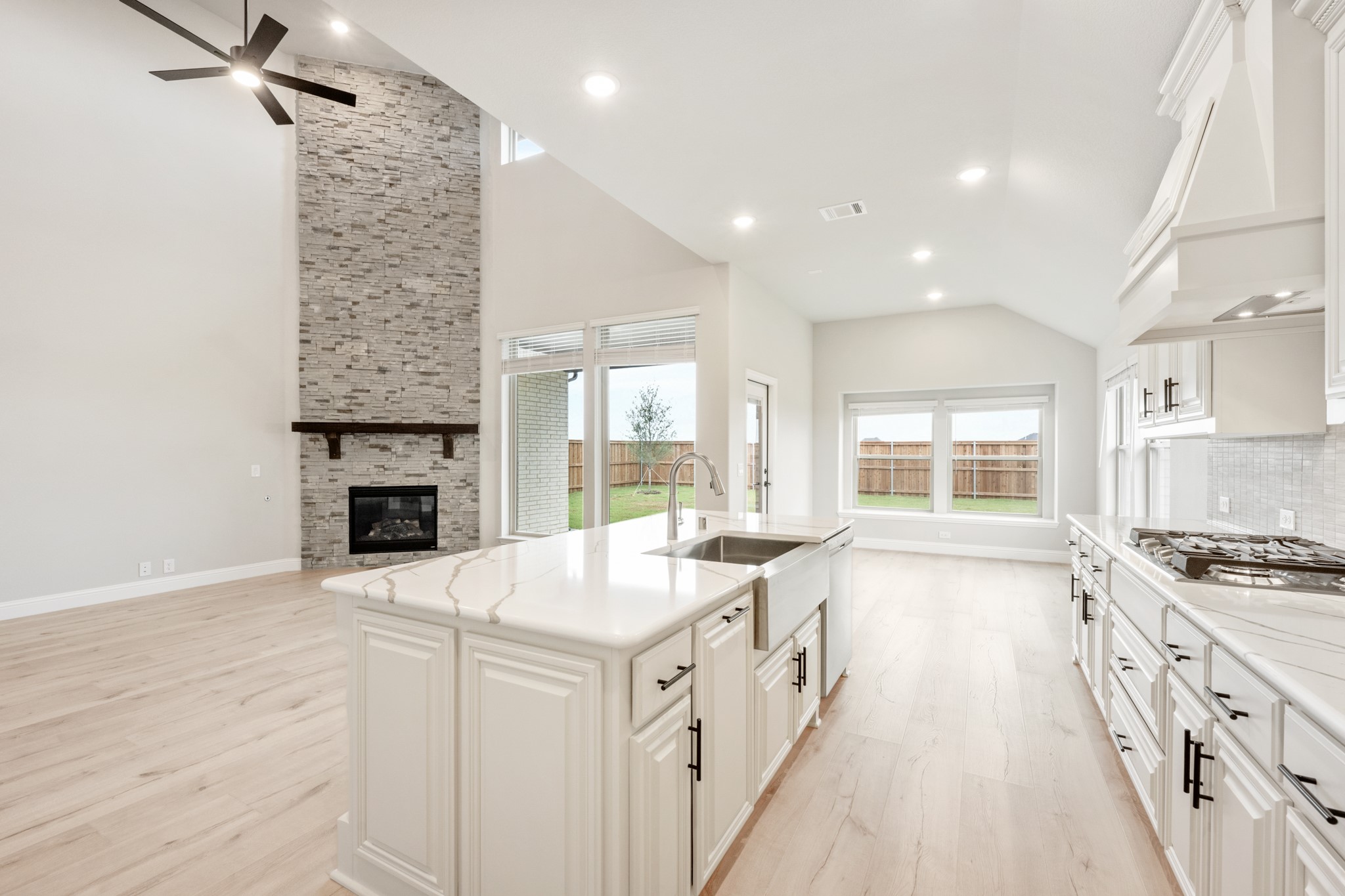 2712 Railway Street Forney TX 75126