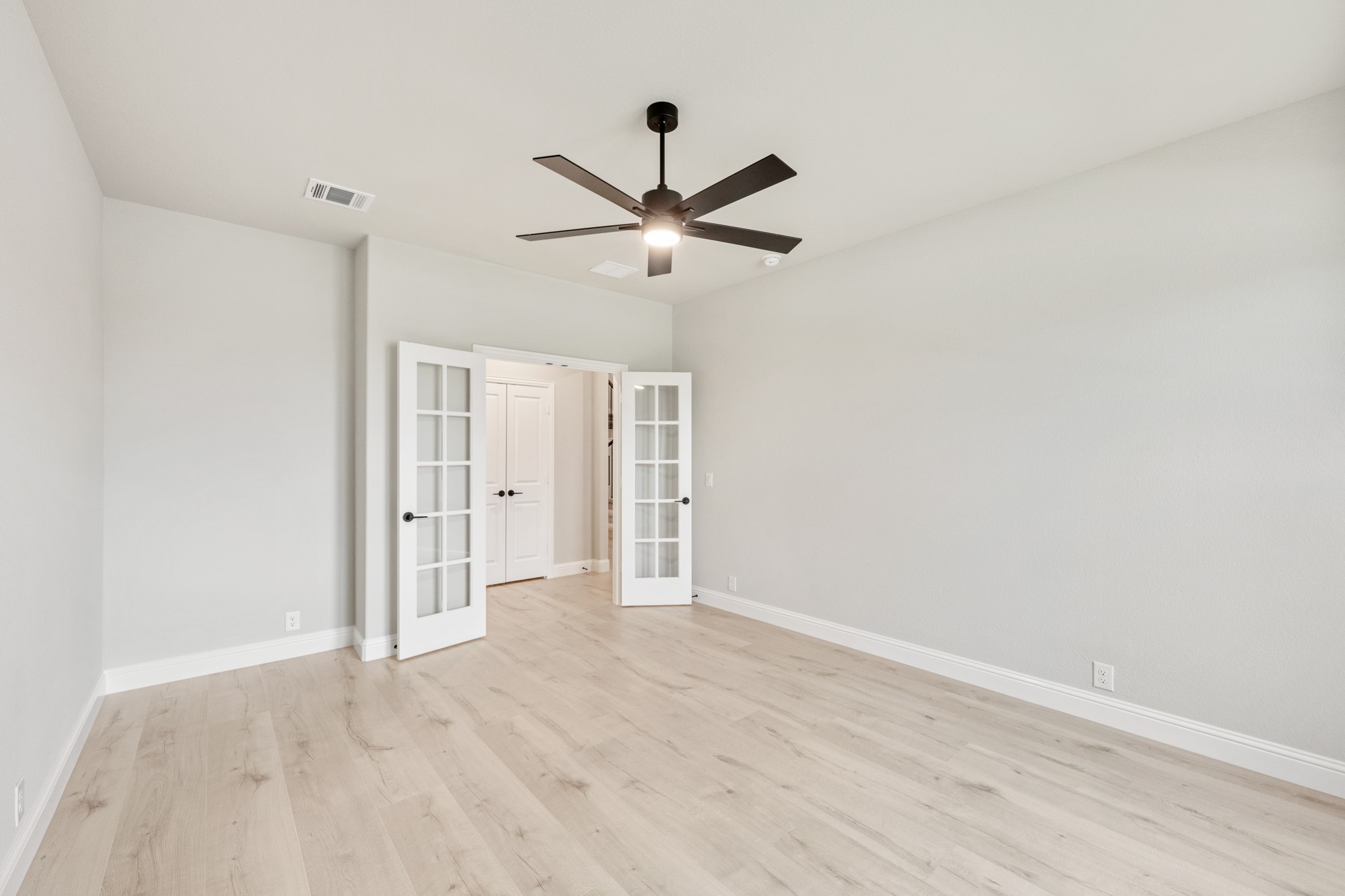 2712 Railway Street Forney TX 75126