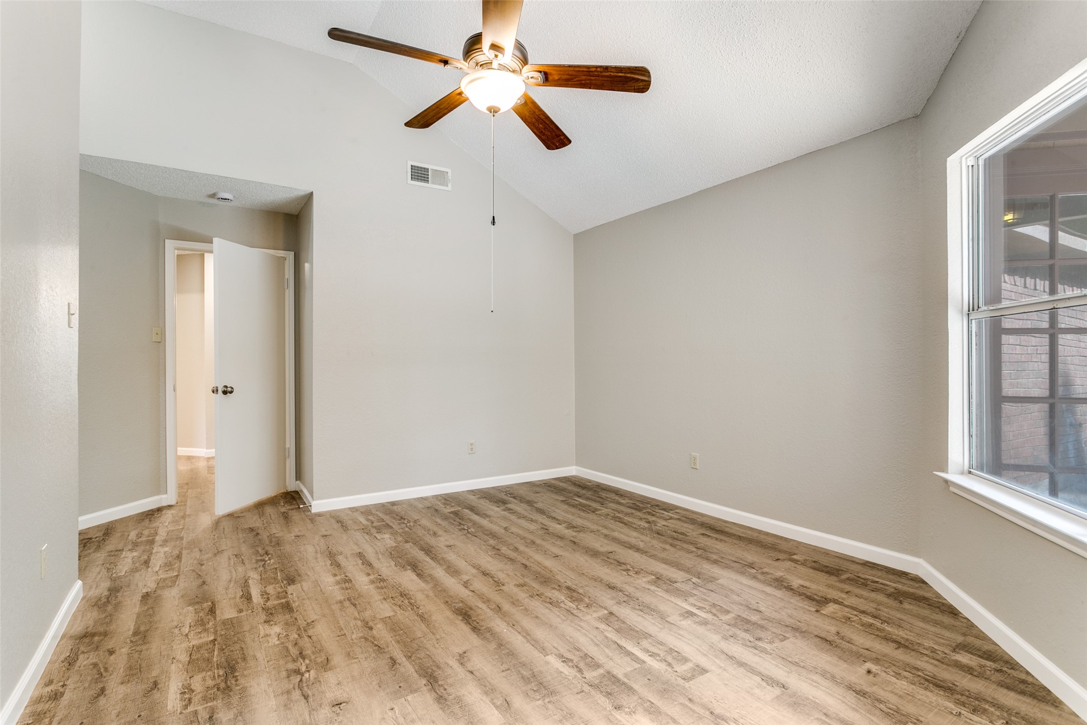 1546 Winter Park Lane Lewisville TX 75077
