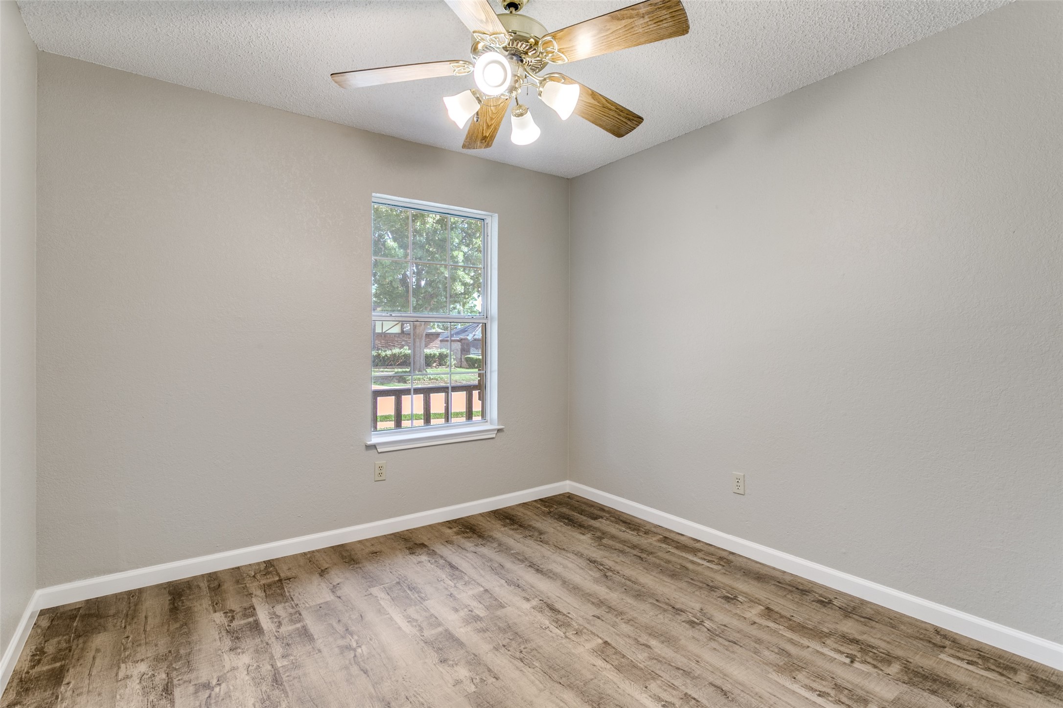 1546 Winter Park Lane Lewisville TX 75077