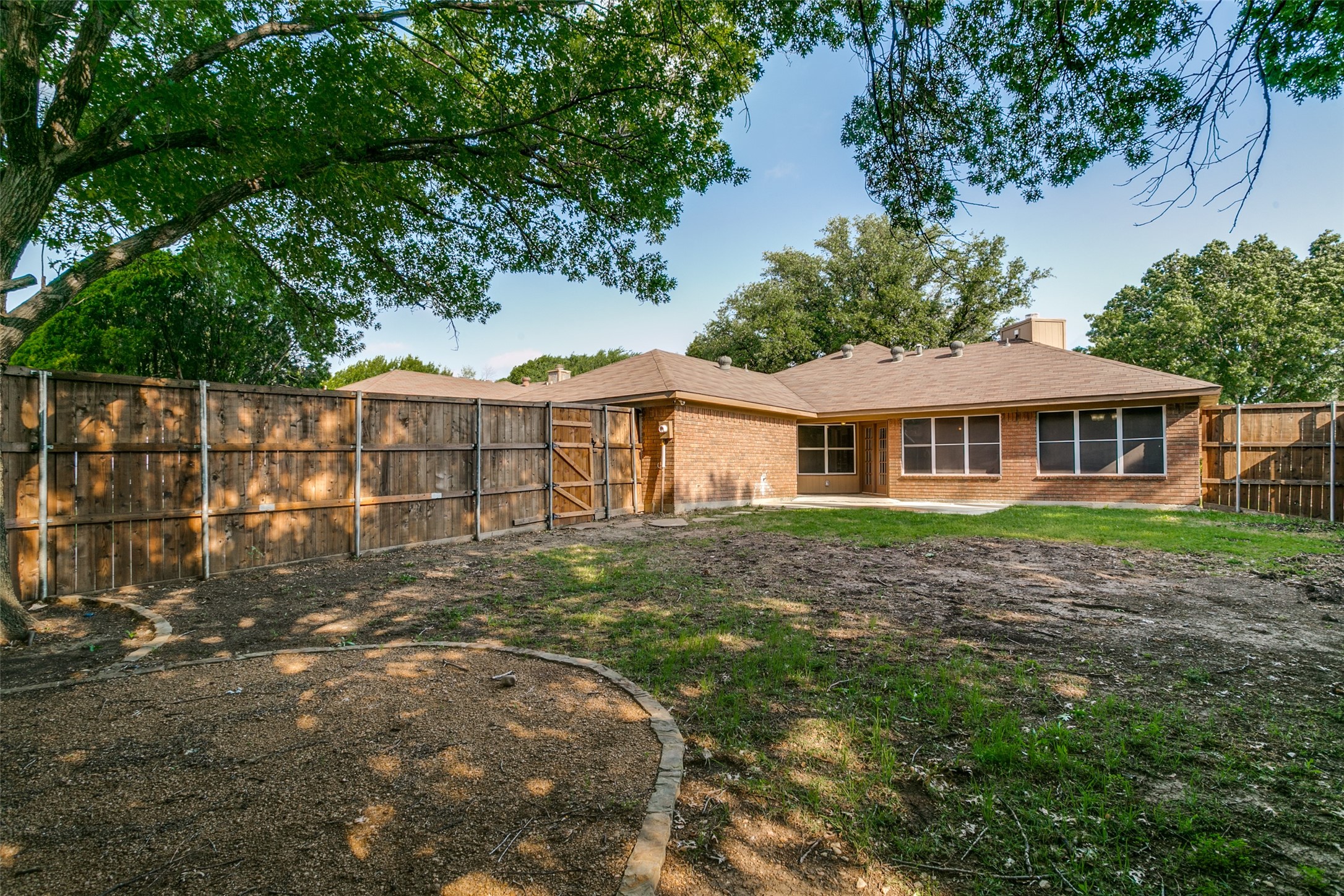 1546 Winter Park Lane Lewisville TX 75077