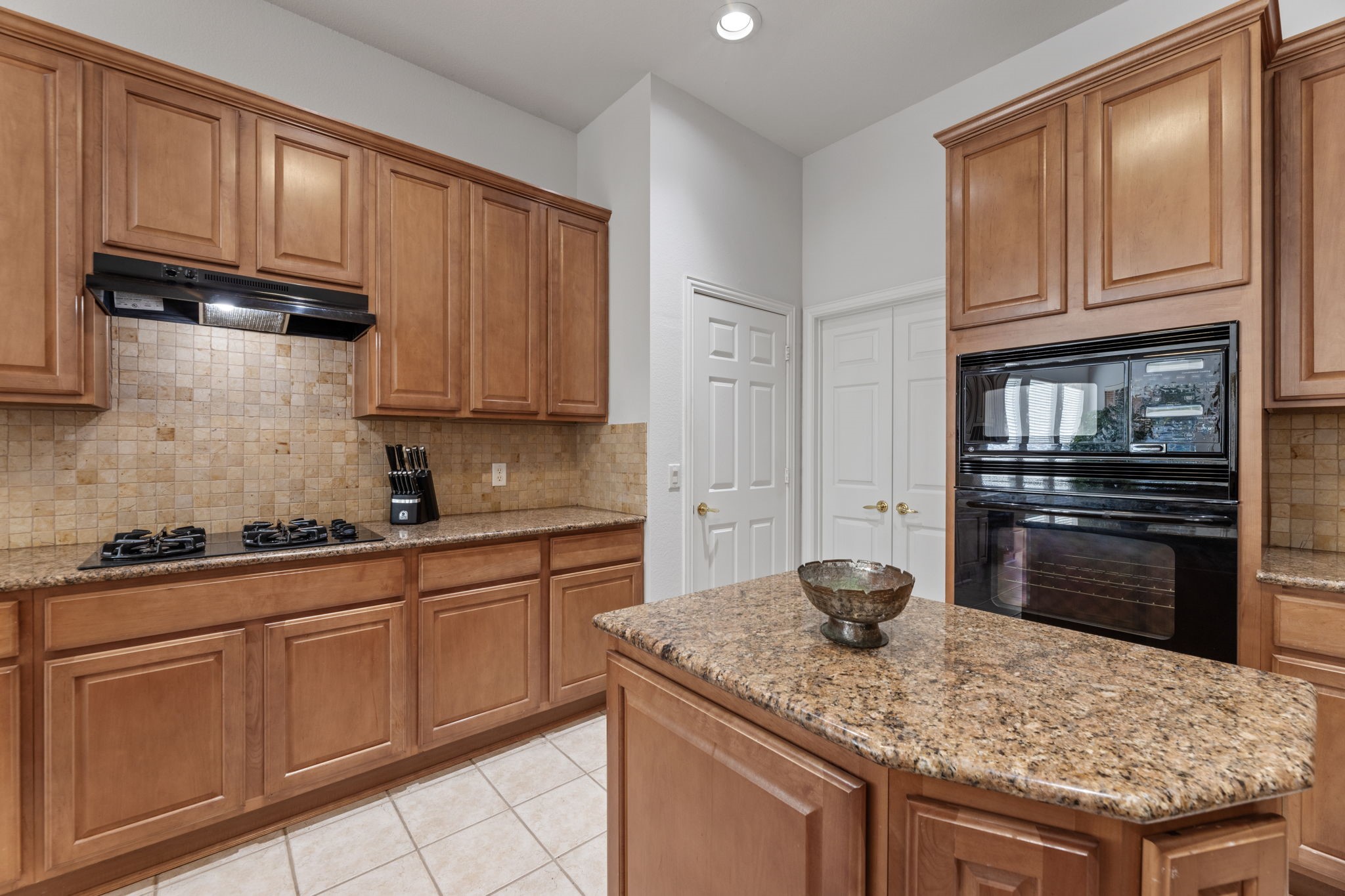 362 Southern Hills Drive Fairview TX 75069