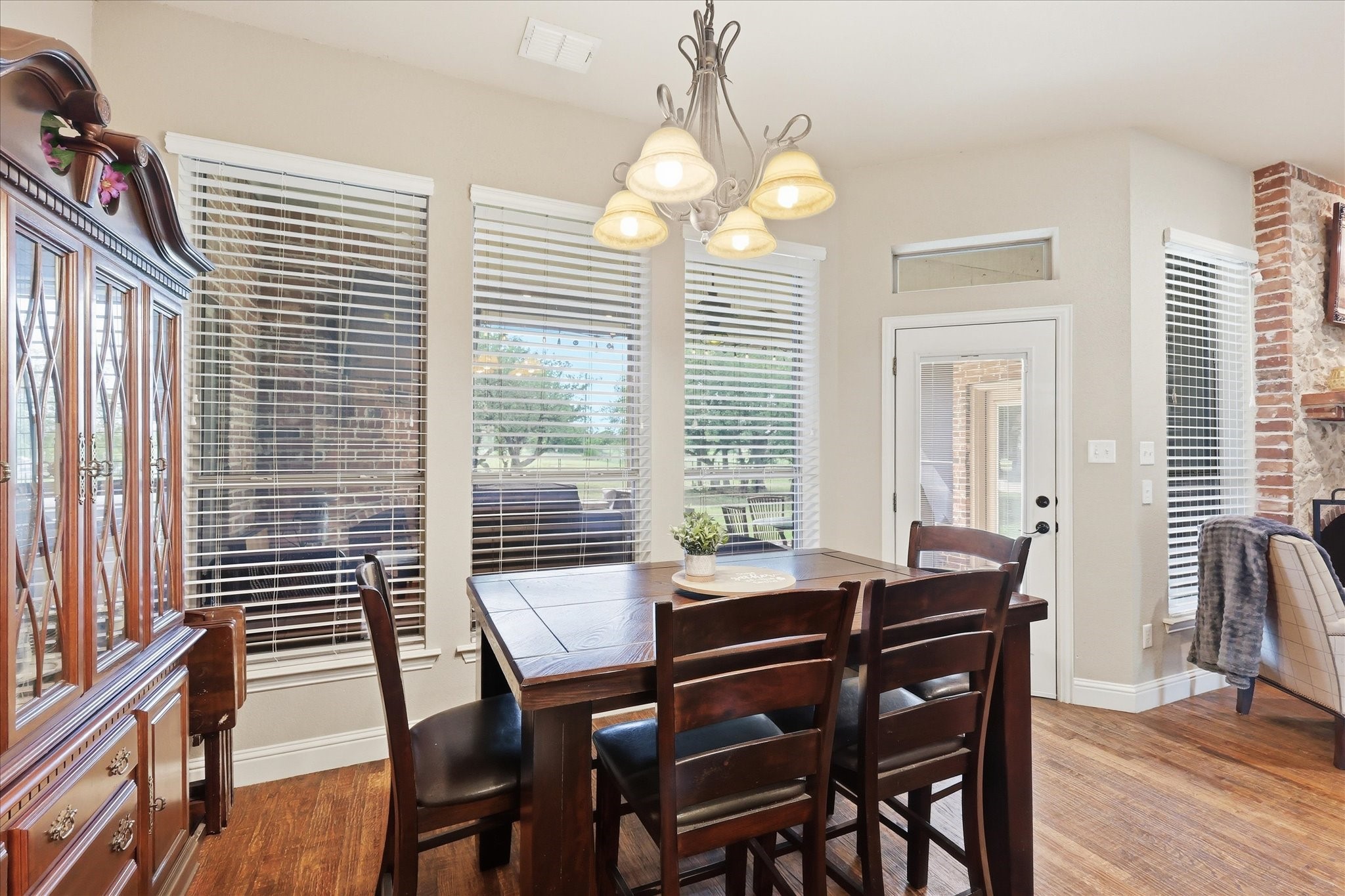 150 Blacktail Lane Azle TX 76020
