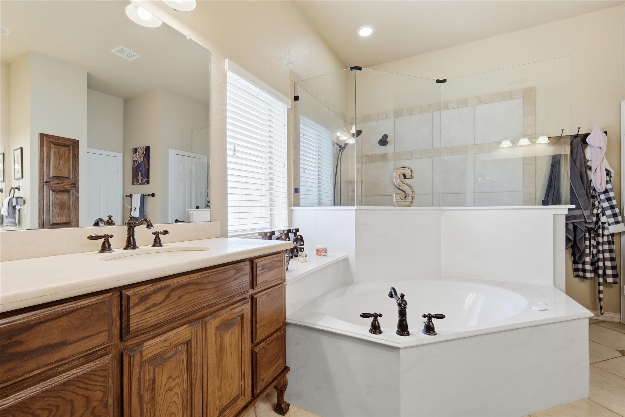 150 Blacktail Lane Azle TX 76020
