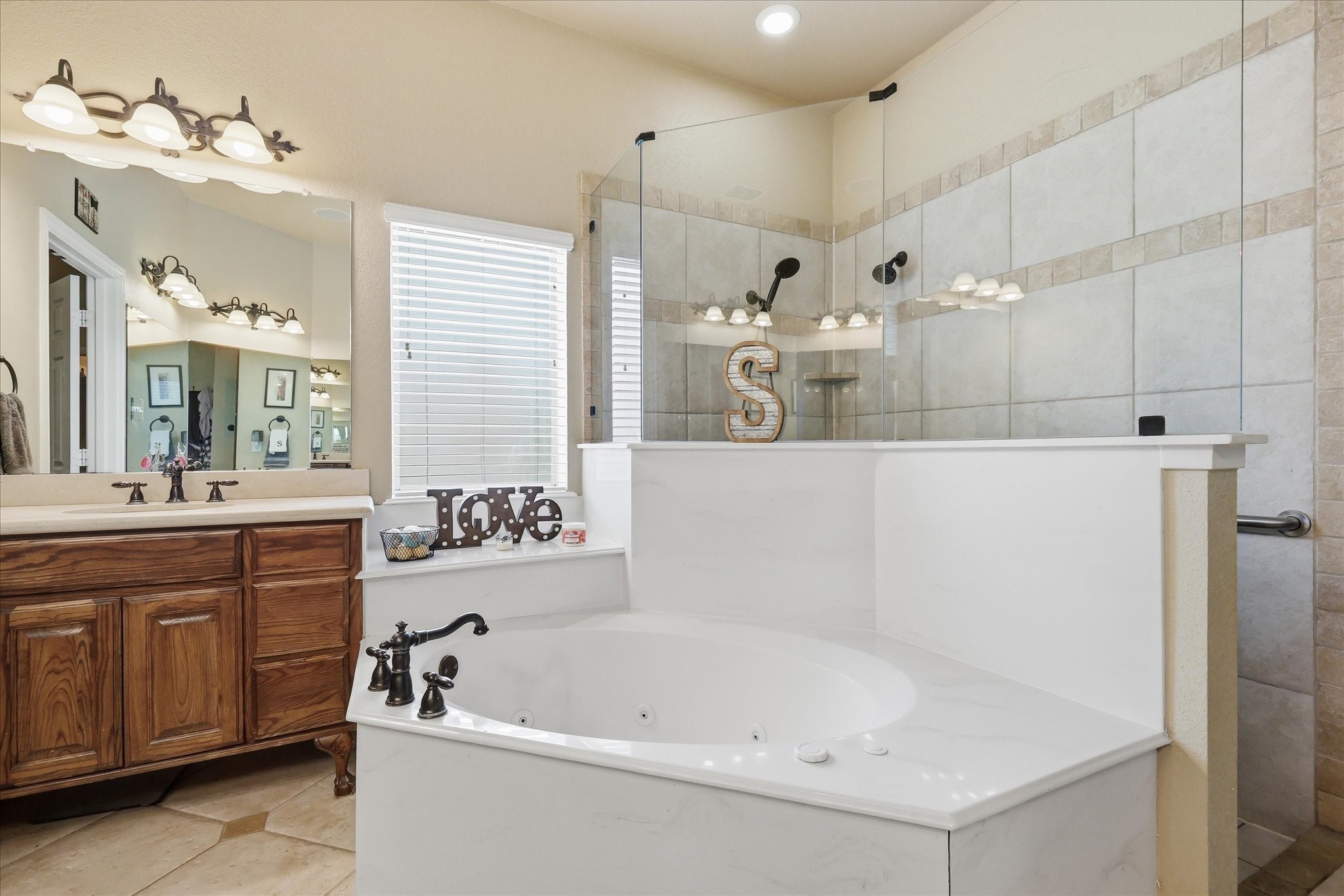 150 Blacktail Lane Azle TX 76020