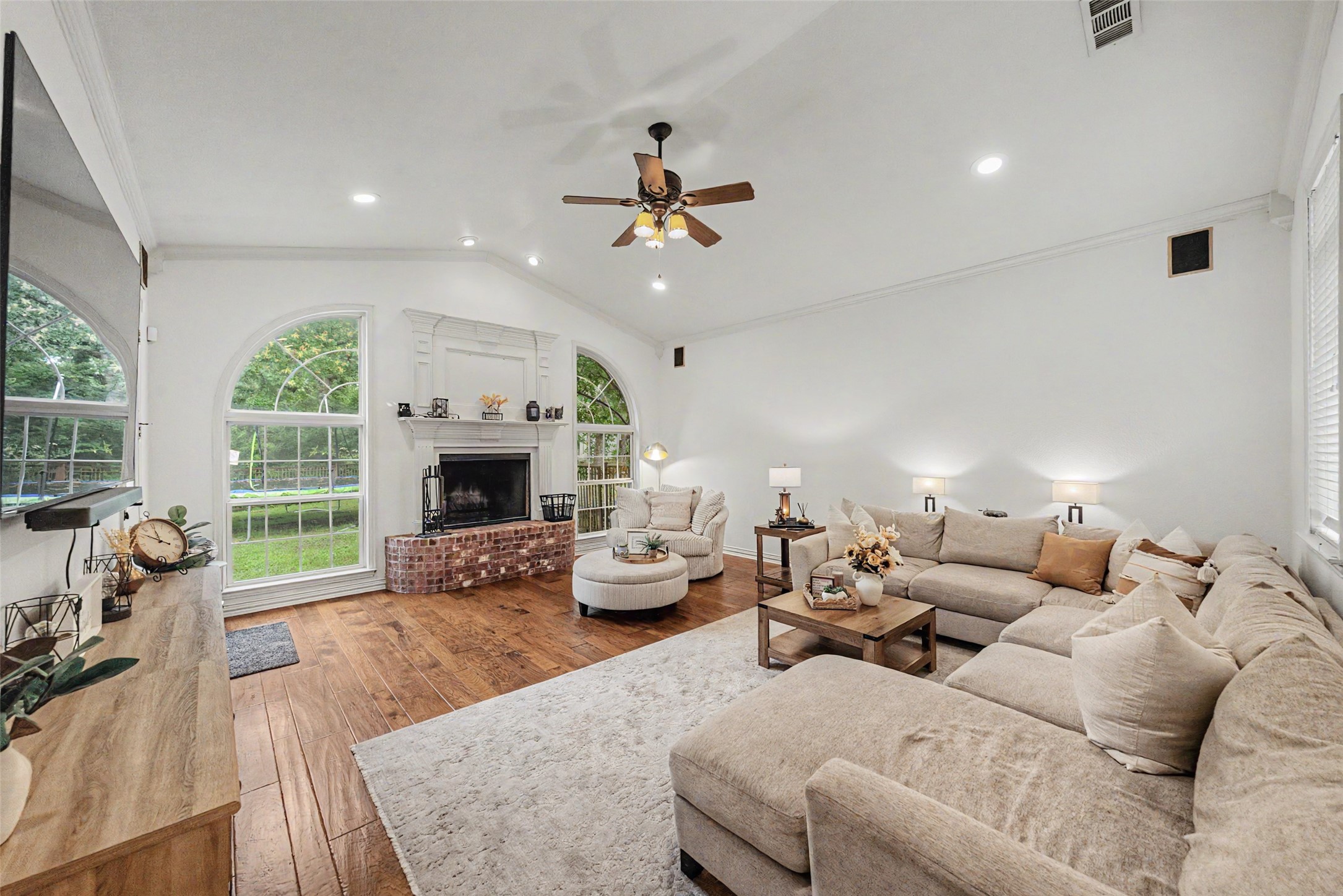 5480 Bridle Path Aubrey TX 76227