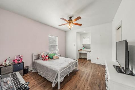 5480 Bridle Path Aubrey TX 76227