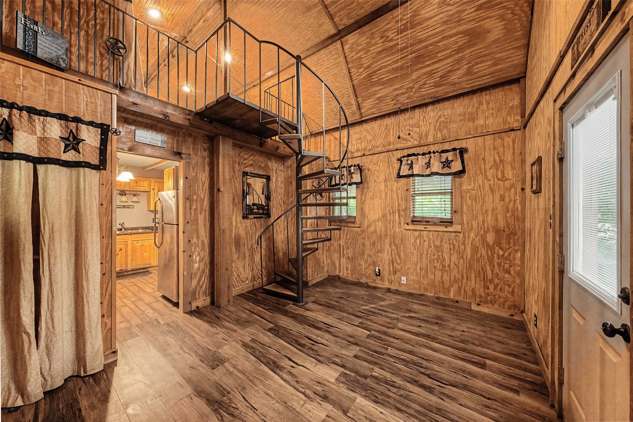 5480 Bridle Path Aubrey TX 76227