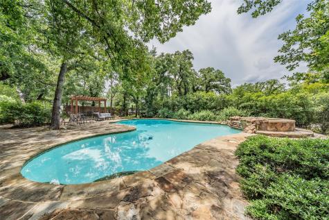 5480 Bridle Path Aubrey TX 76227