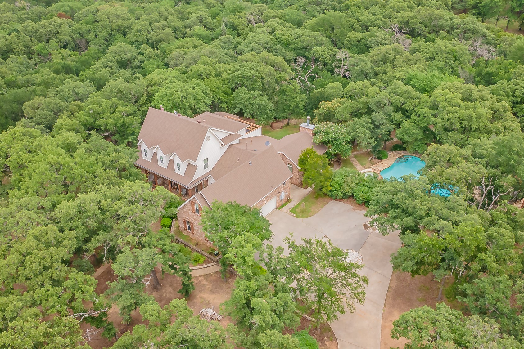 5480 Bridle Path Aubrey TX 76227