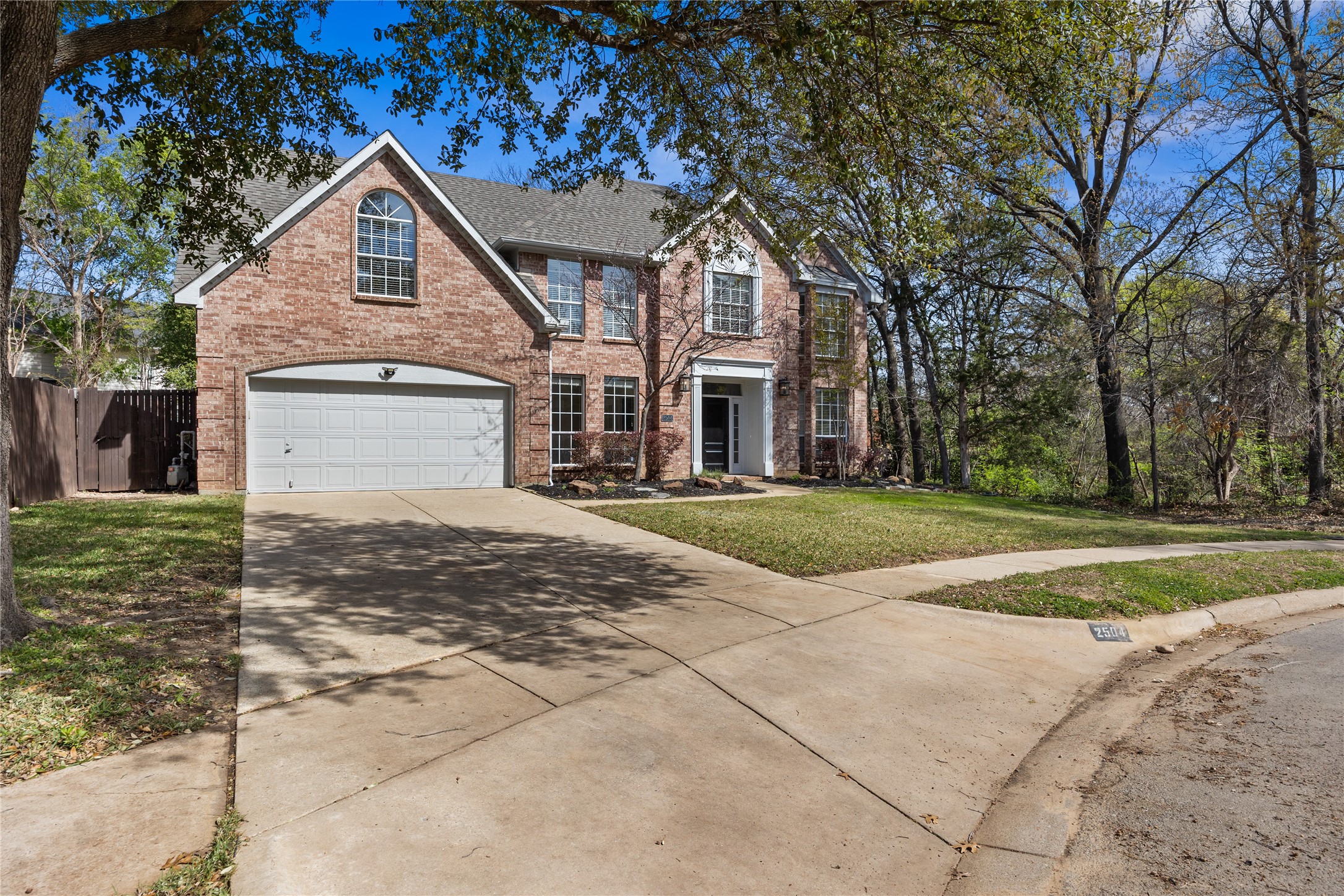 2504 Springhill Drive Grapevine TX 76051