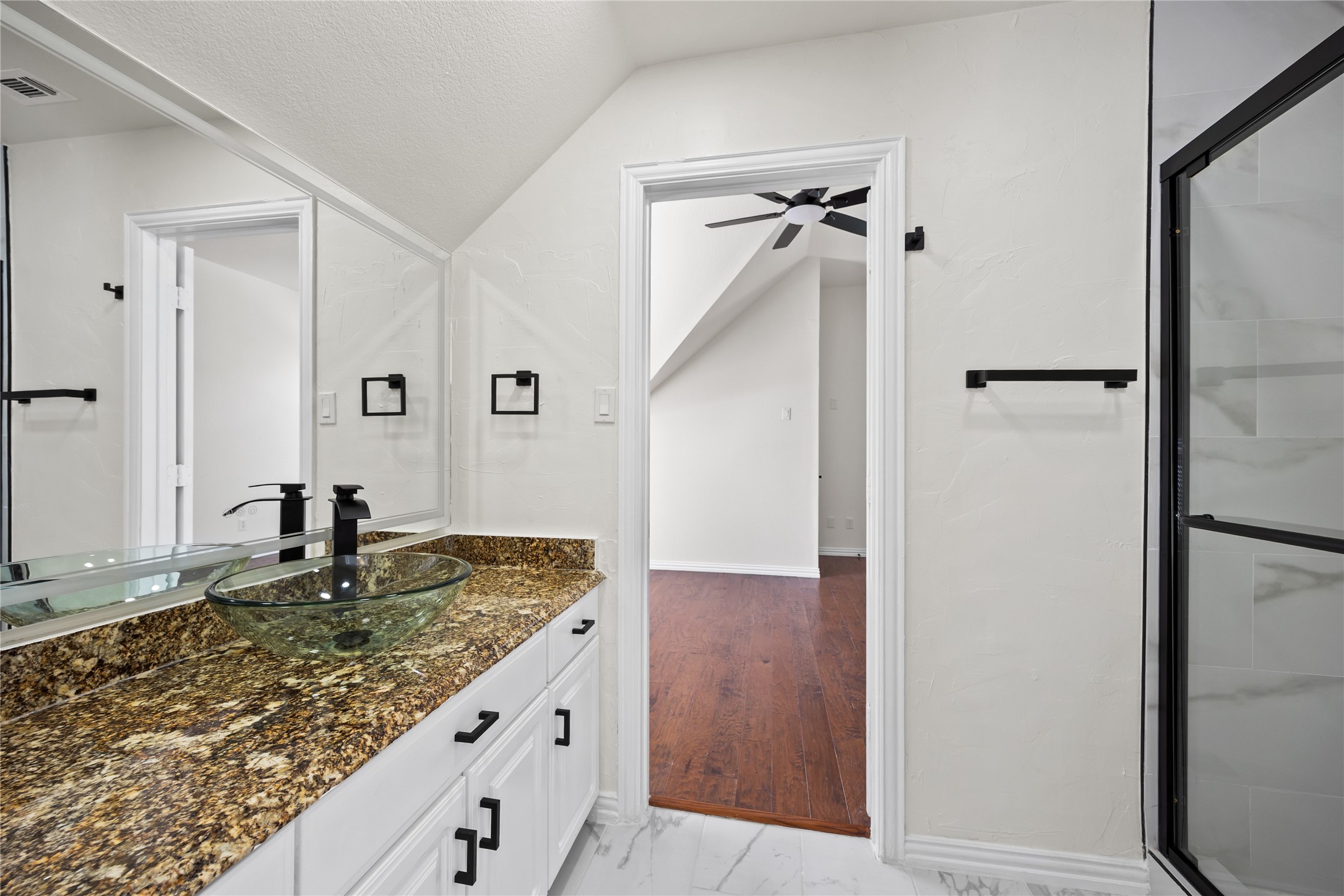 2504 Springhill Drive Grapevine TX 76051