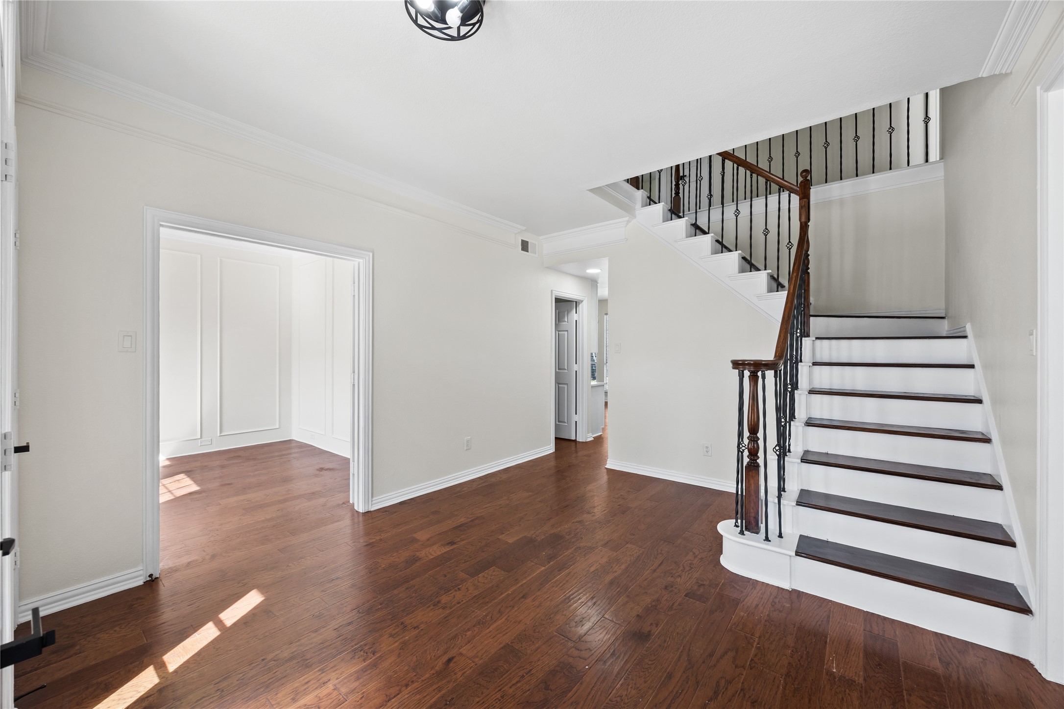2504 Springhill Drive Grapevine TX 76051