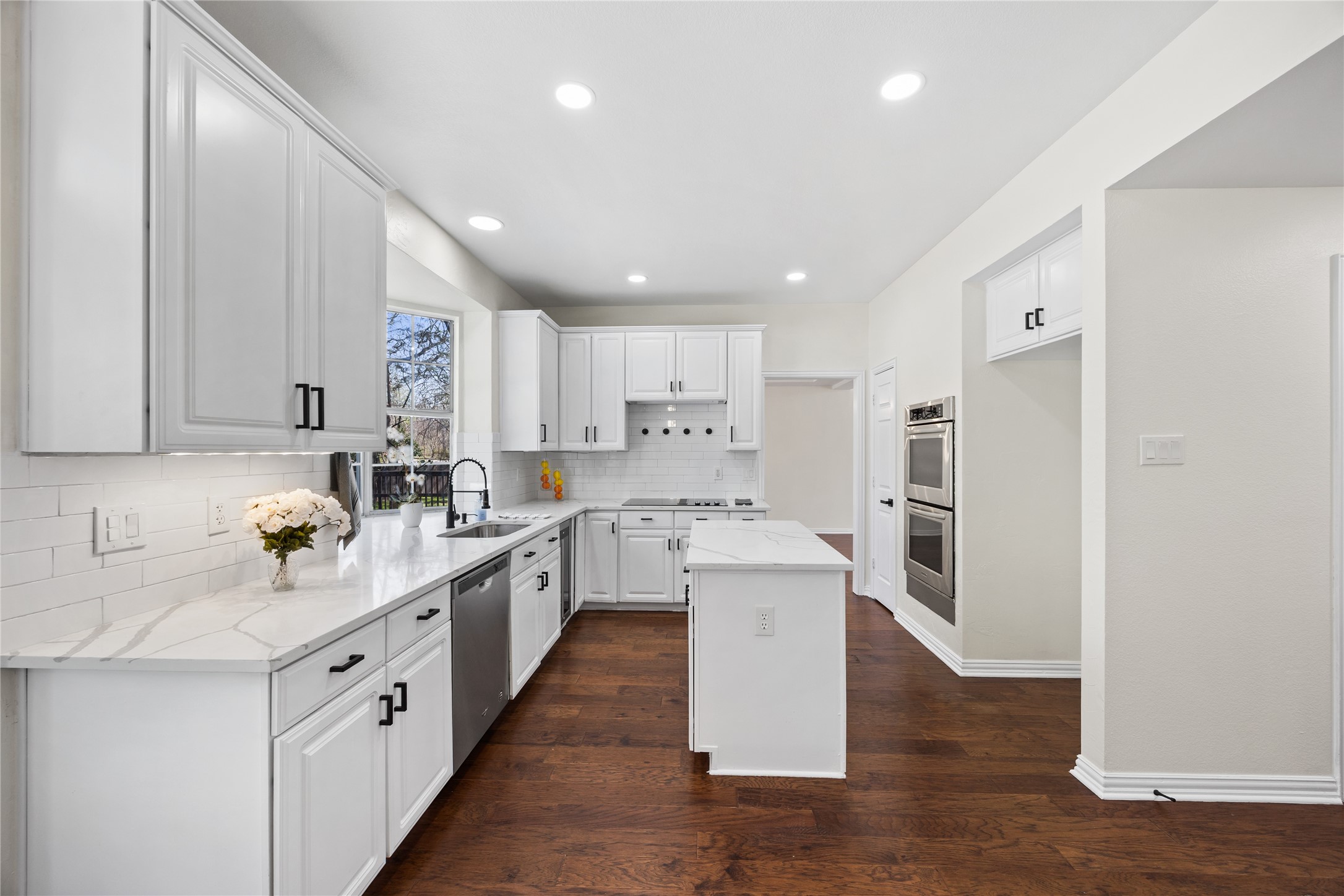 2504 Springhill Drive Grapevine TX 76051