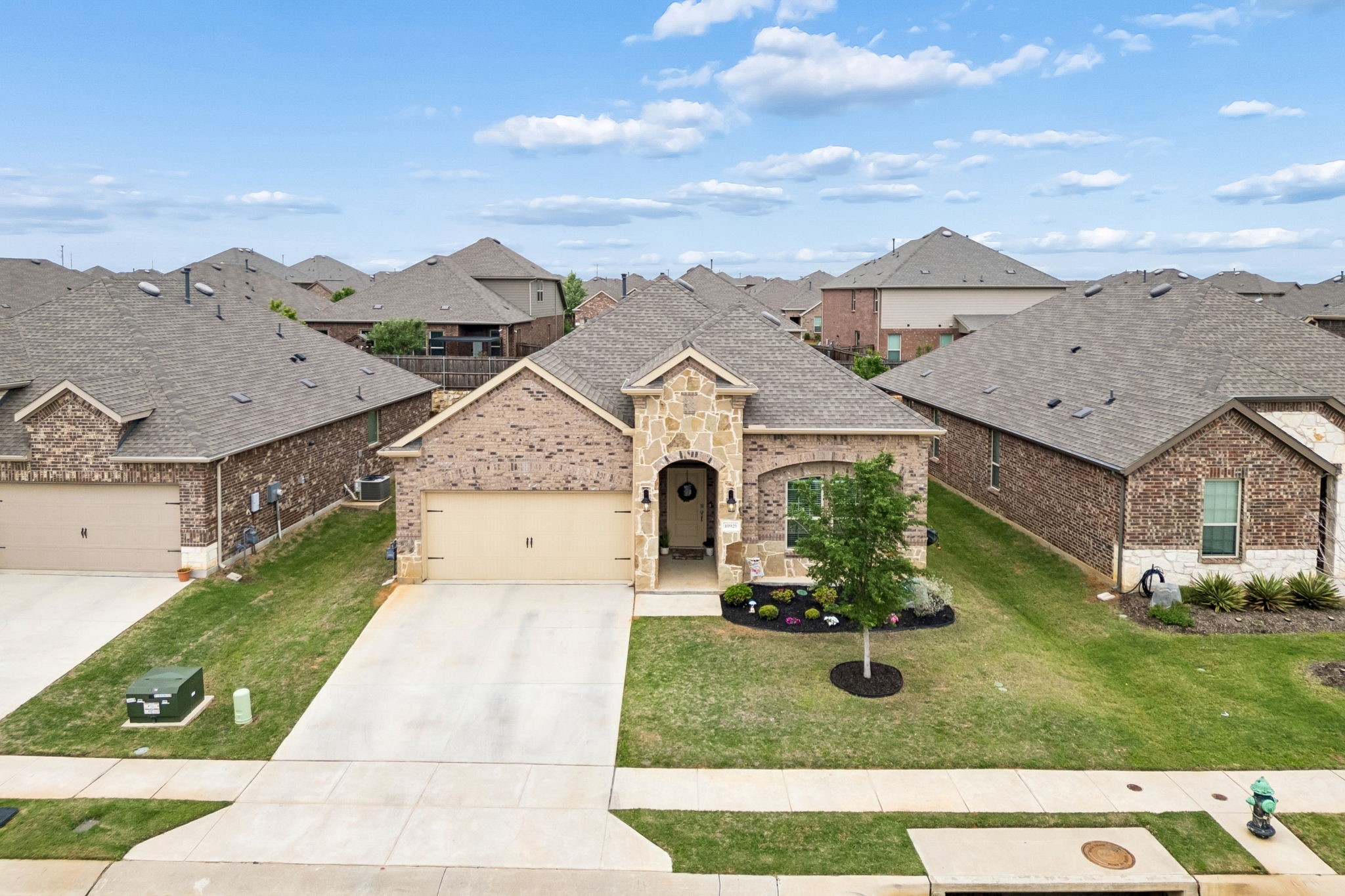 10925 Autry Ridge Lane Aubrey TX 76227