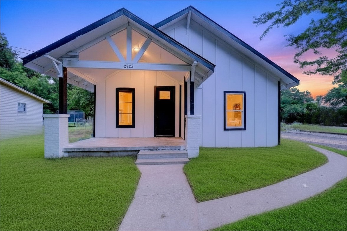 2923 Walnut Street Greenville TX 75401