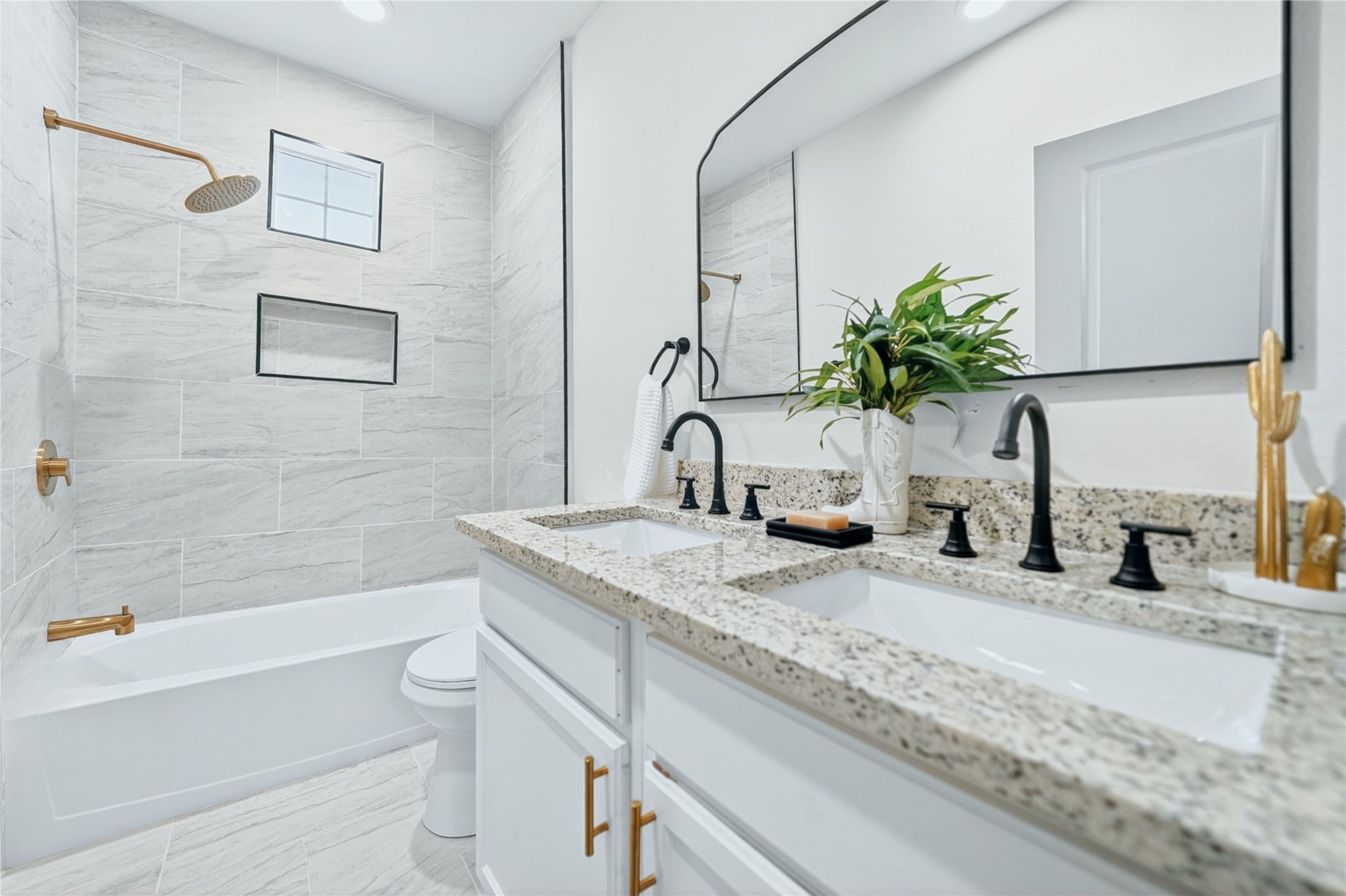 2923 Walnut Street Greenville TX 75401