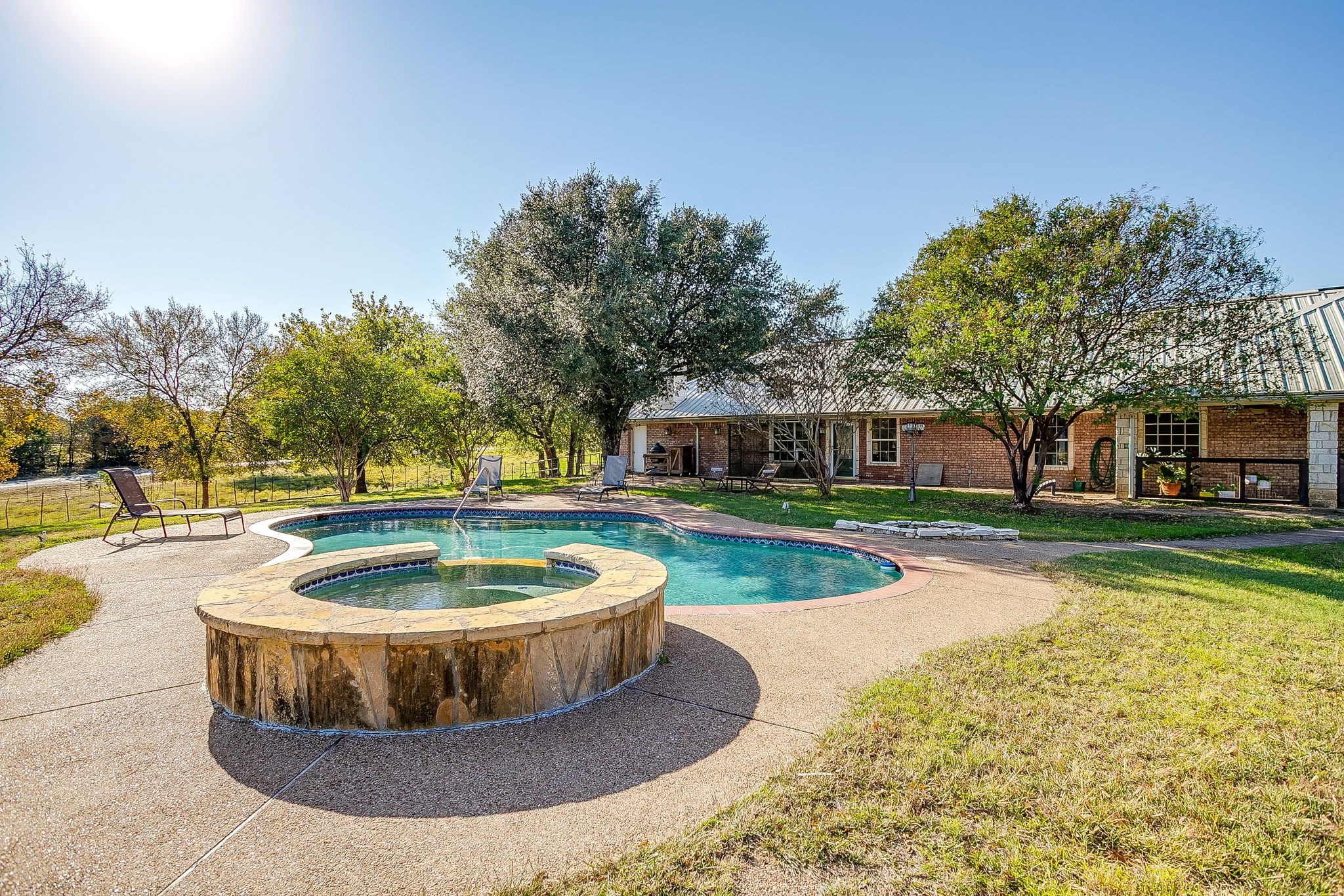 1390 Mary Drive Weatherford TX 76085