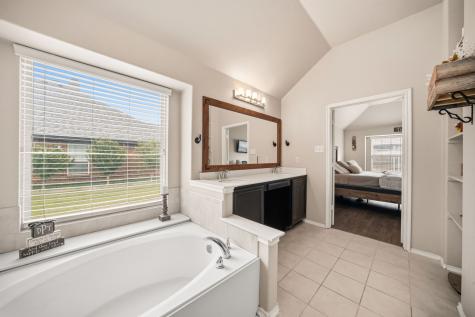 112 Sumac Drive Waxahachie TX 75165