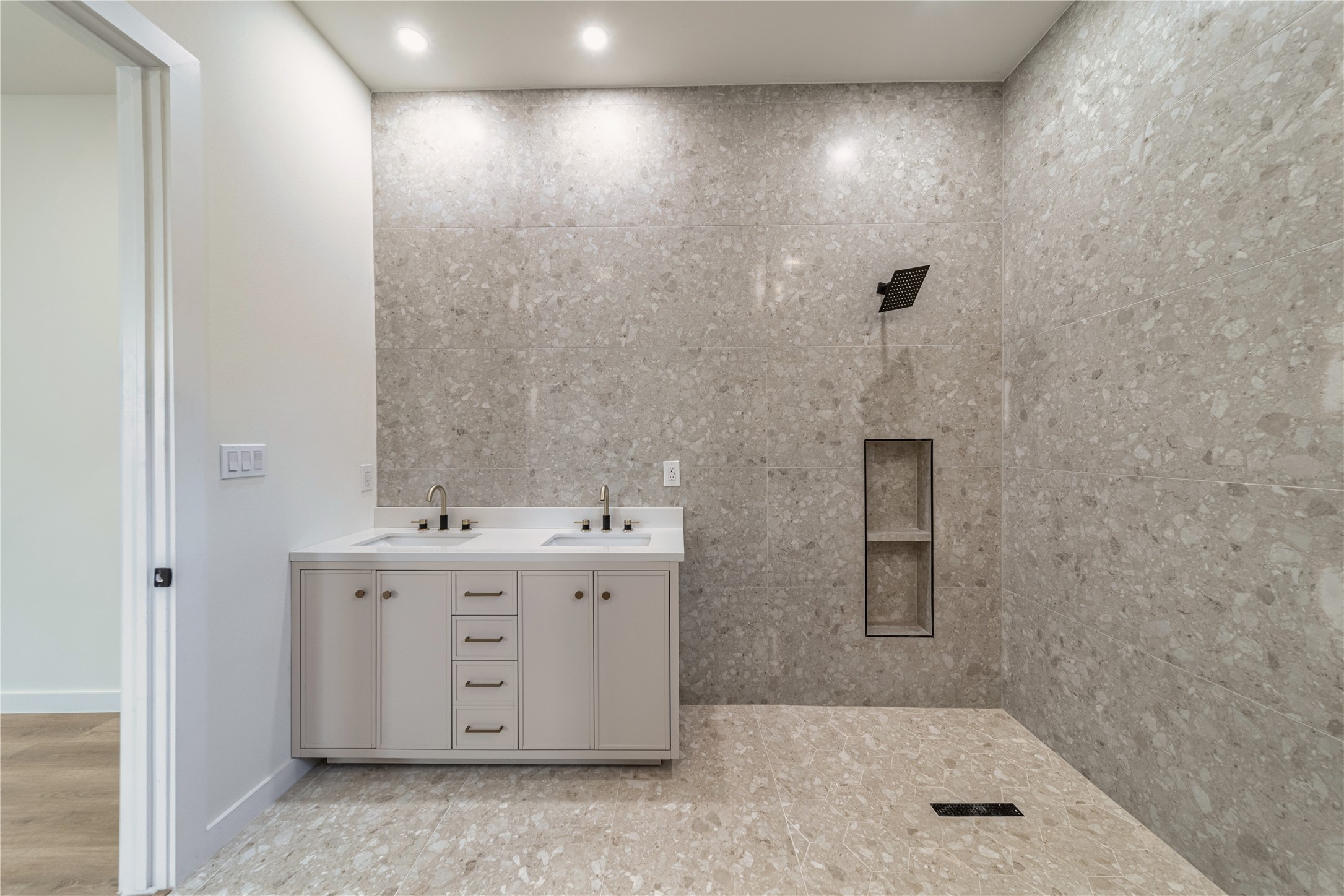 438 Bonnie View Road Dallas TX 75203