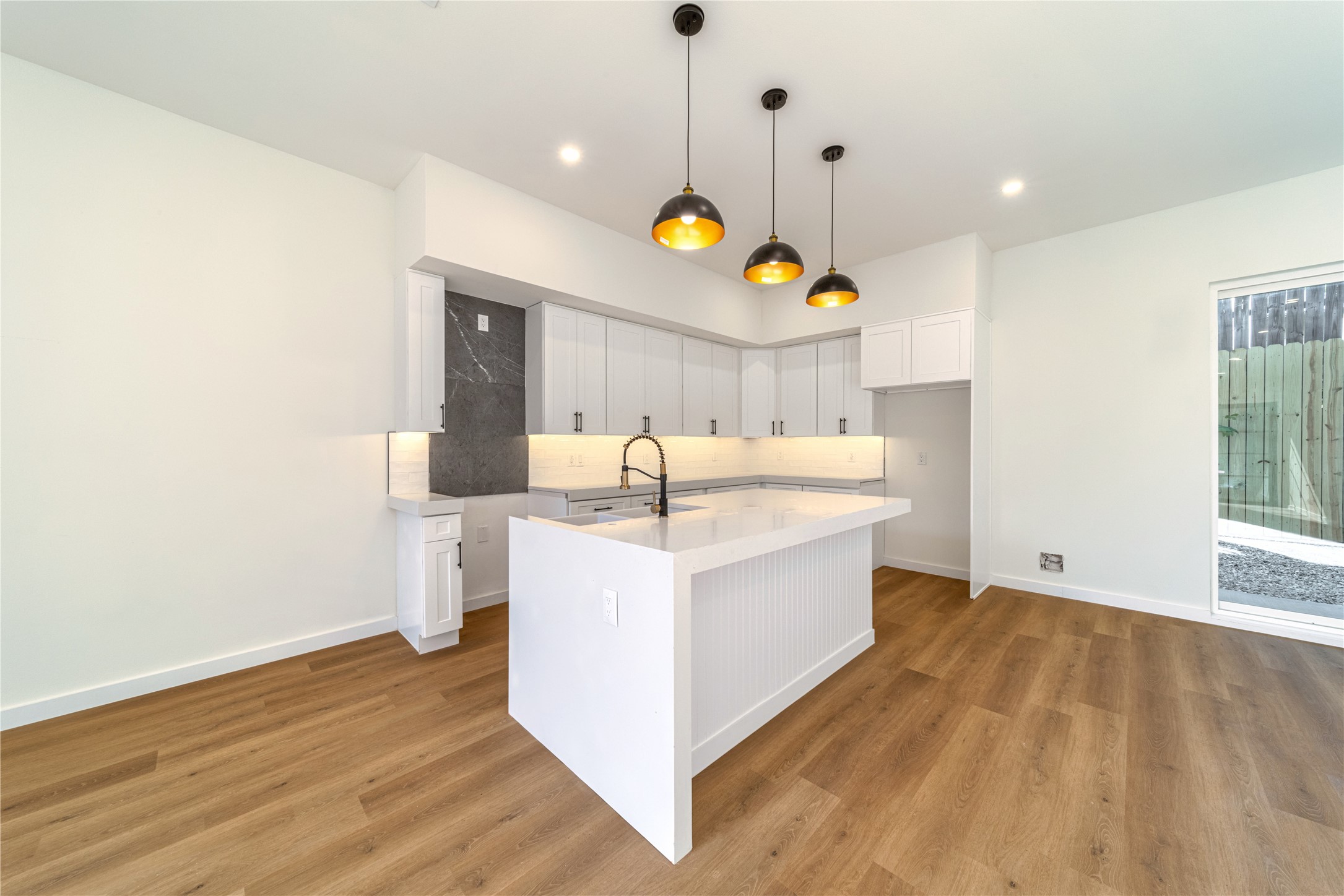 438 Bonnie View Road Dallas TX 75203