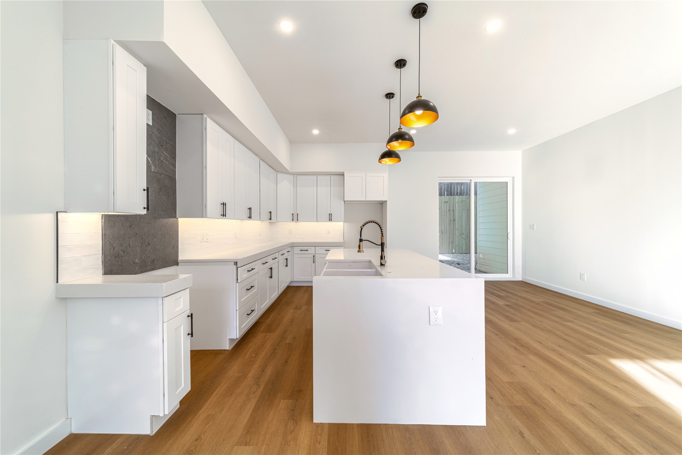 438 Bonnie View Road Dallas TX 75203