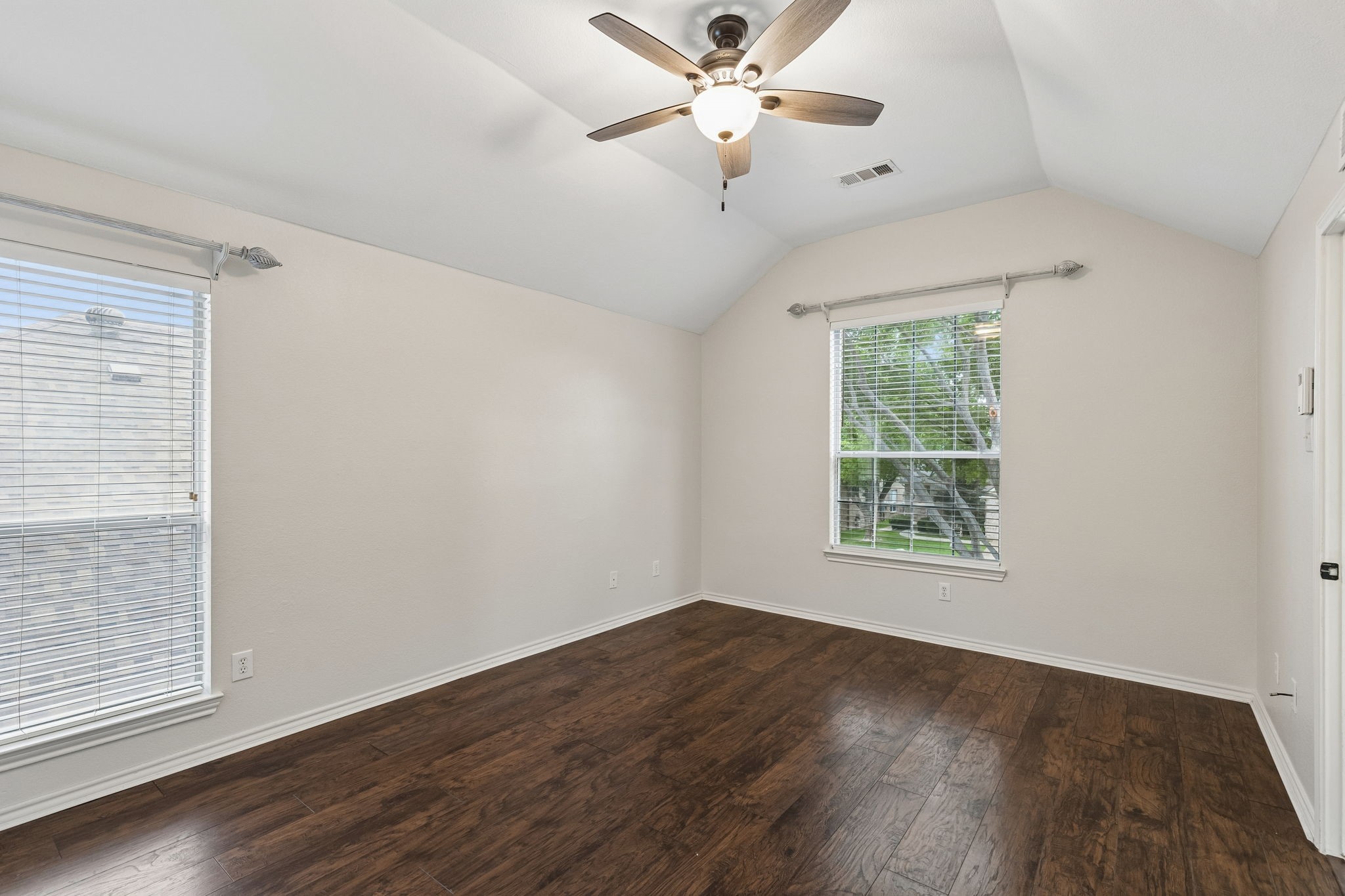 2128 Clubside Drive Corinth TX 76210