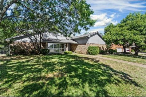 2606 Shadow Ridge Drive Arlington TX 76006