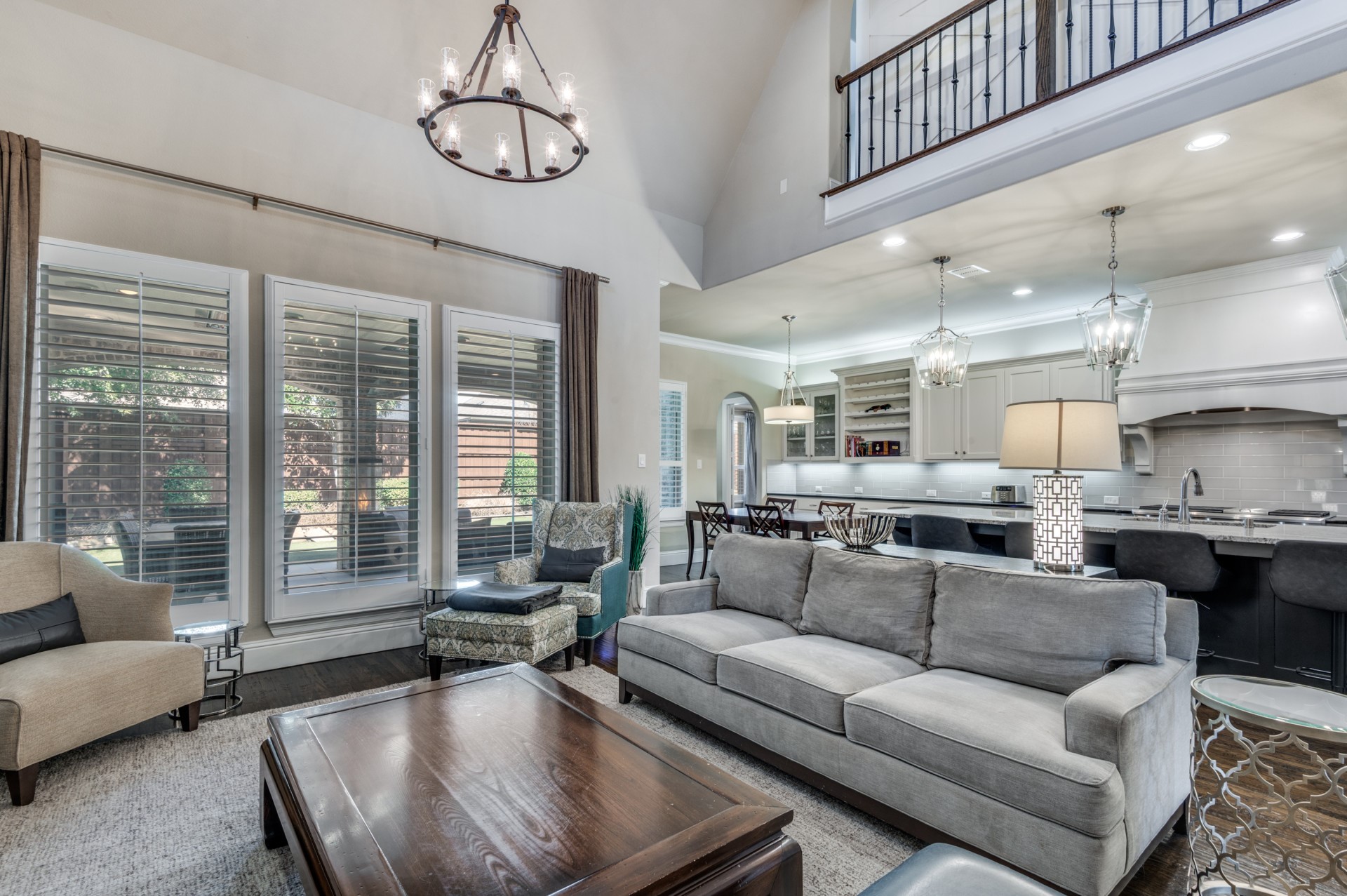647 Fountainview Drive Irving TX 75039