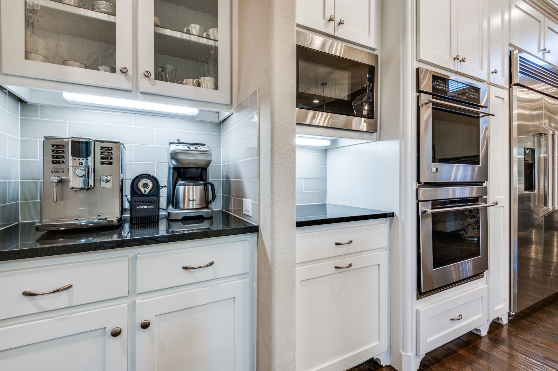 647 Fountainview Drive Irving TX 75039