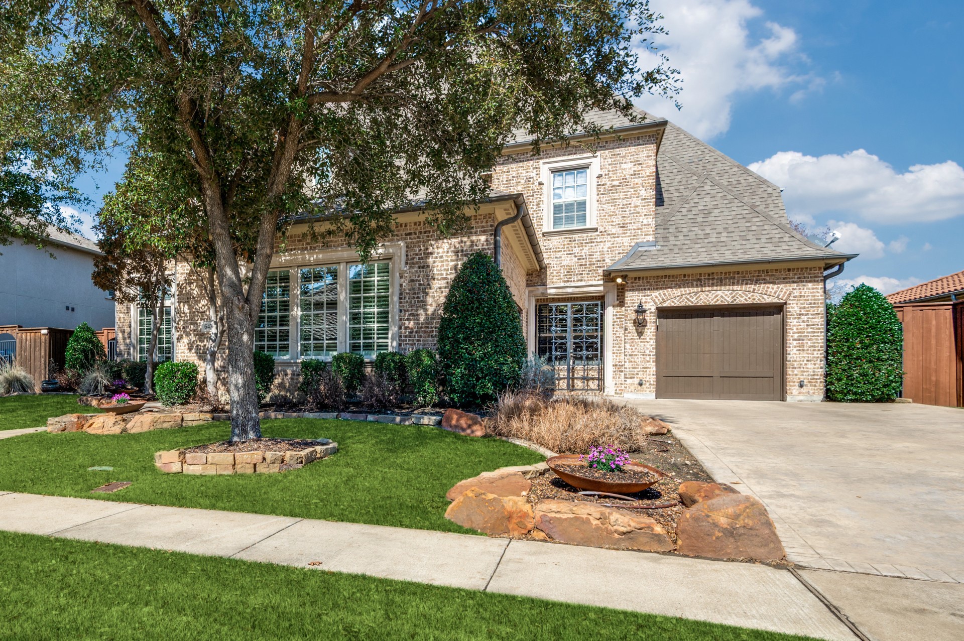 647 Fountainview Drive Irving TX 75039