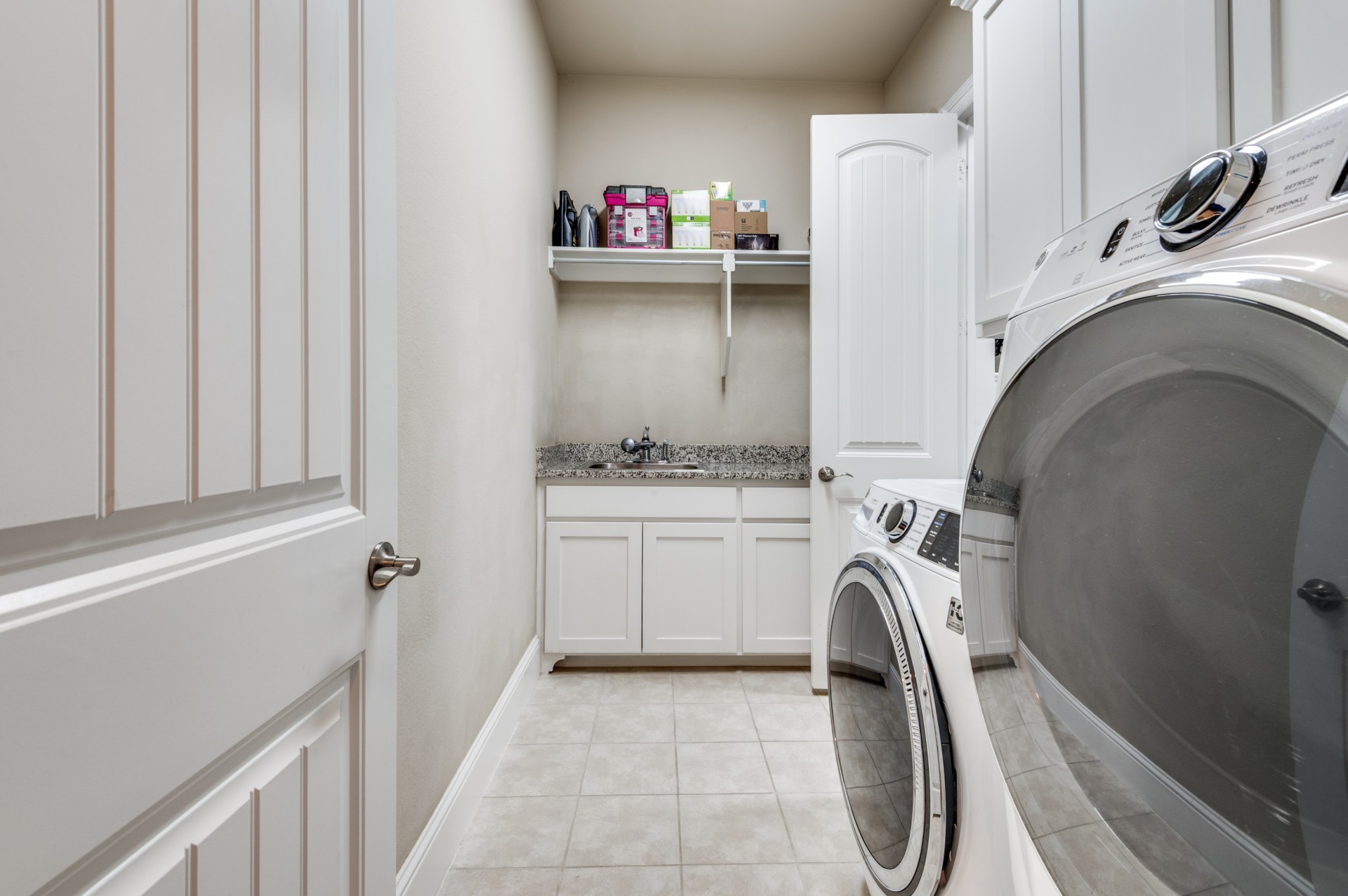 647 Fountainview Drive Irving TX 75039