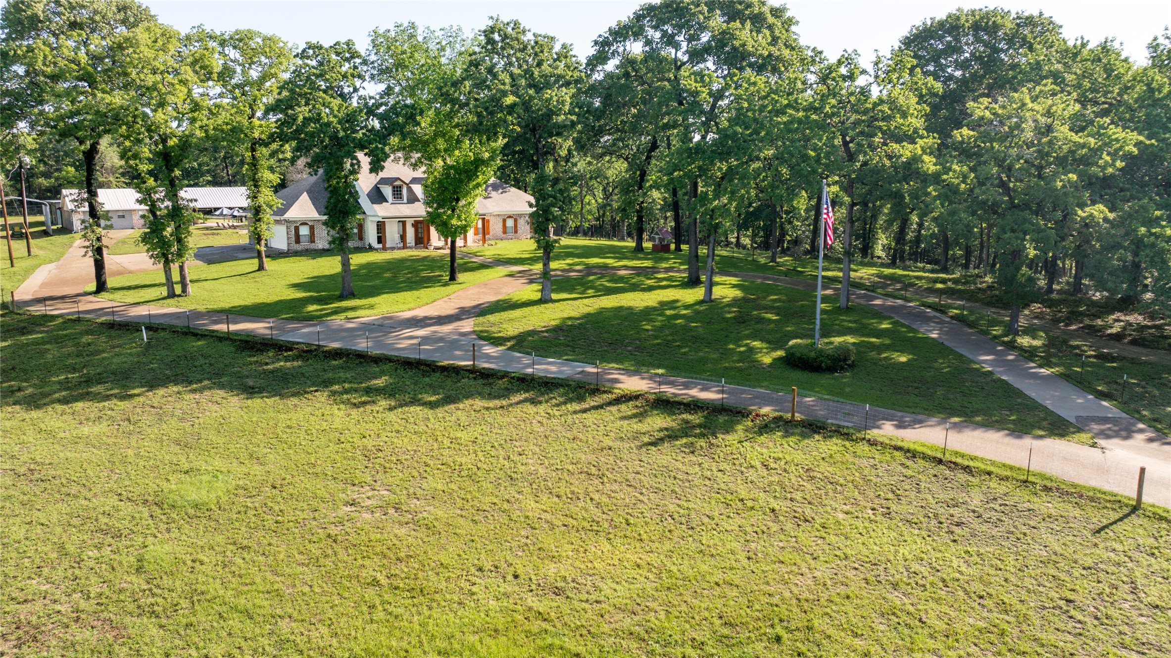231 An County Road 2105 Palestine TX 75801