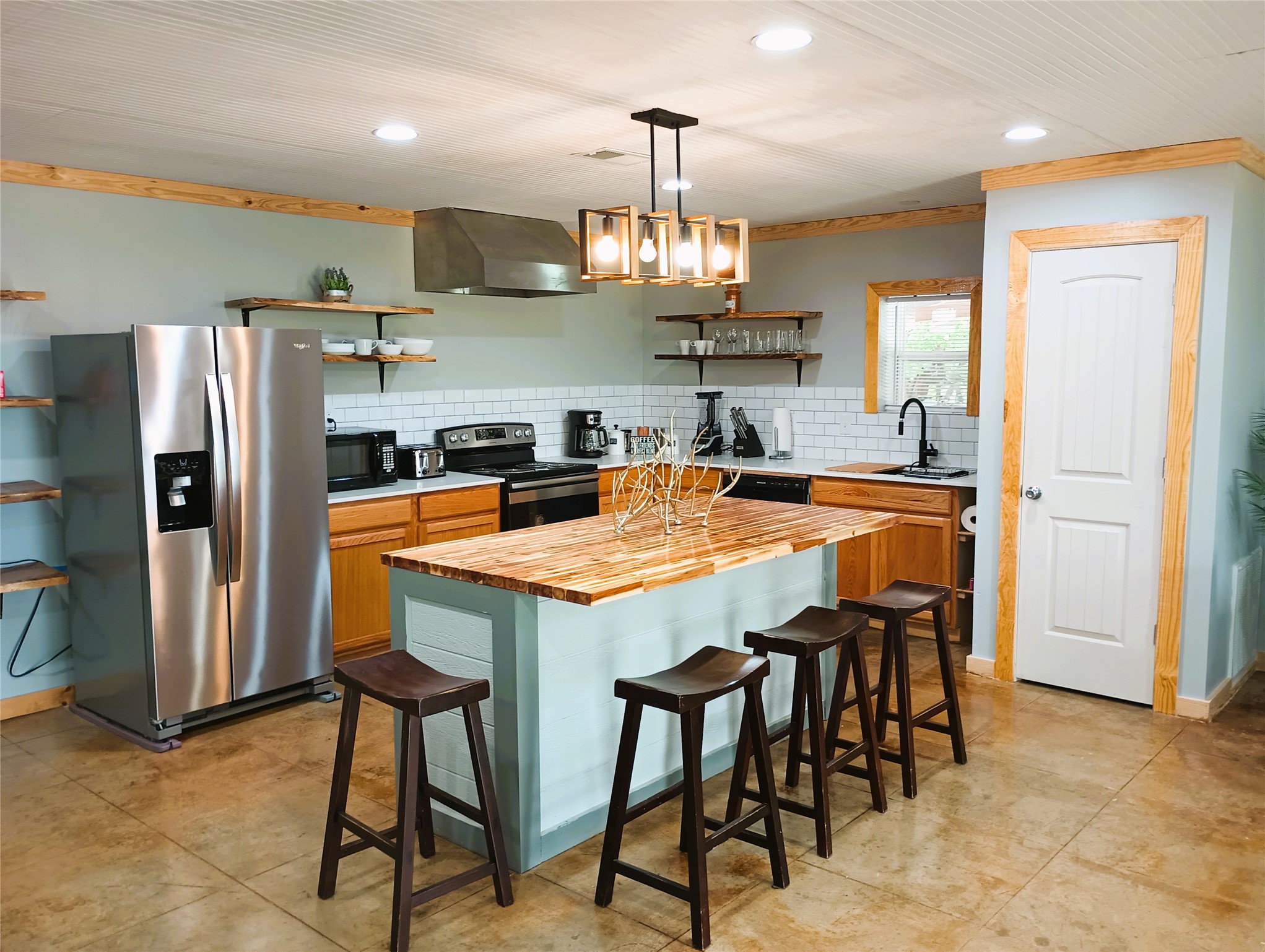 231 An County Road 2105 Palestine TX 75801