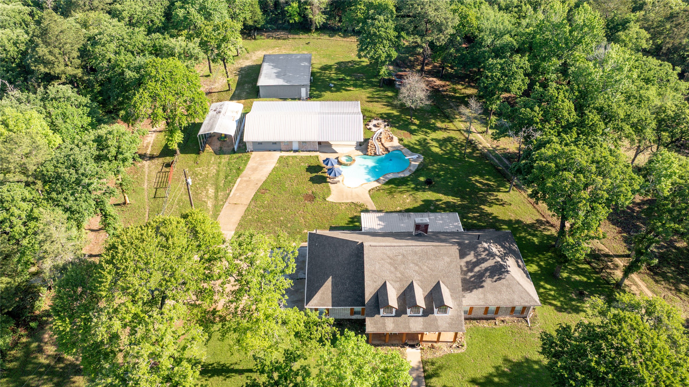 231 An County Road 2105 Palestine TX 75801
