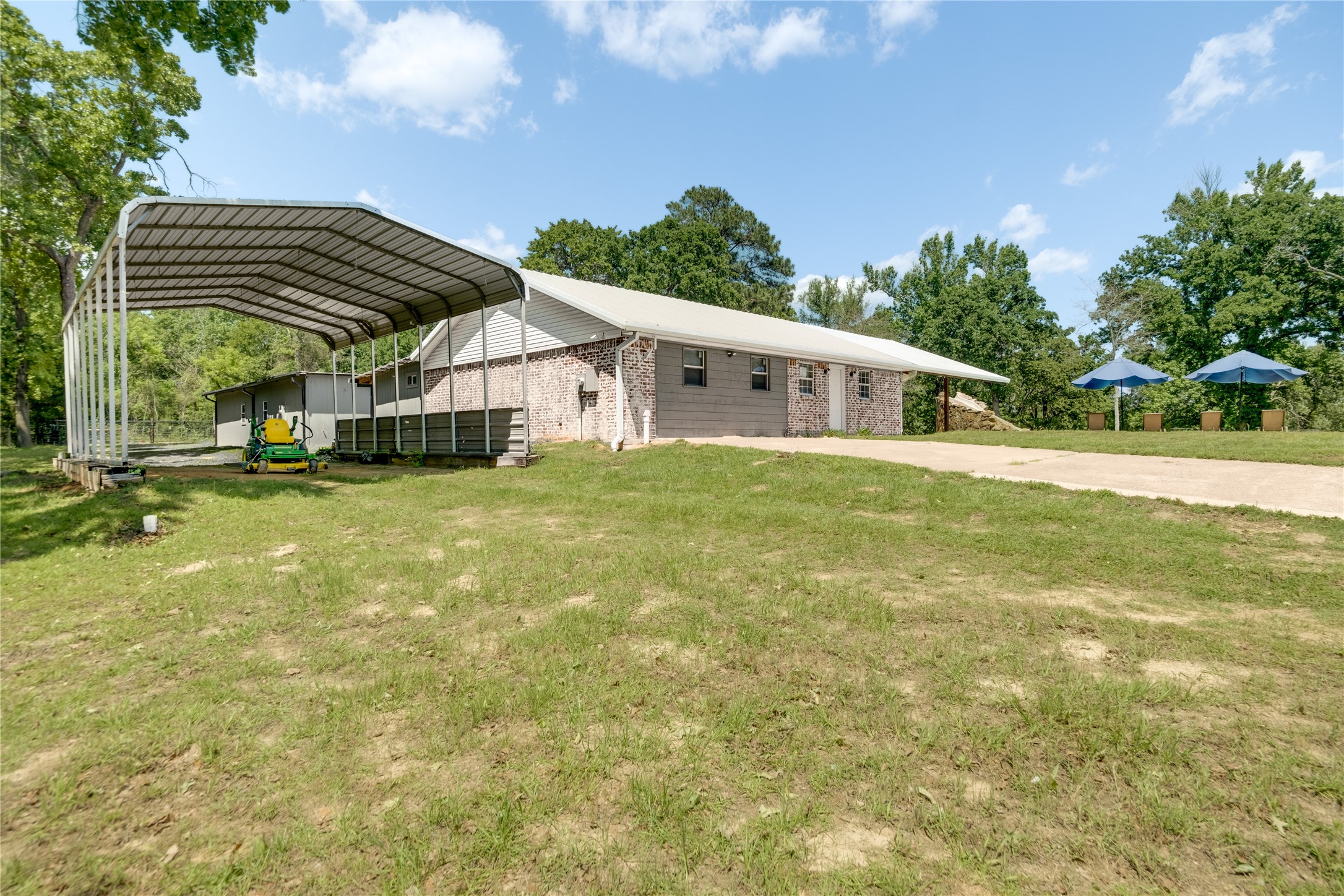 231 An County Road 2105 Palestine TX 75801