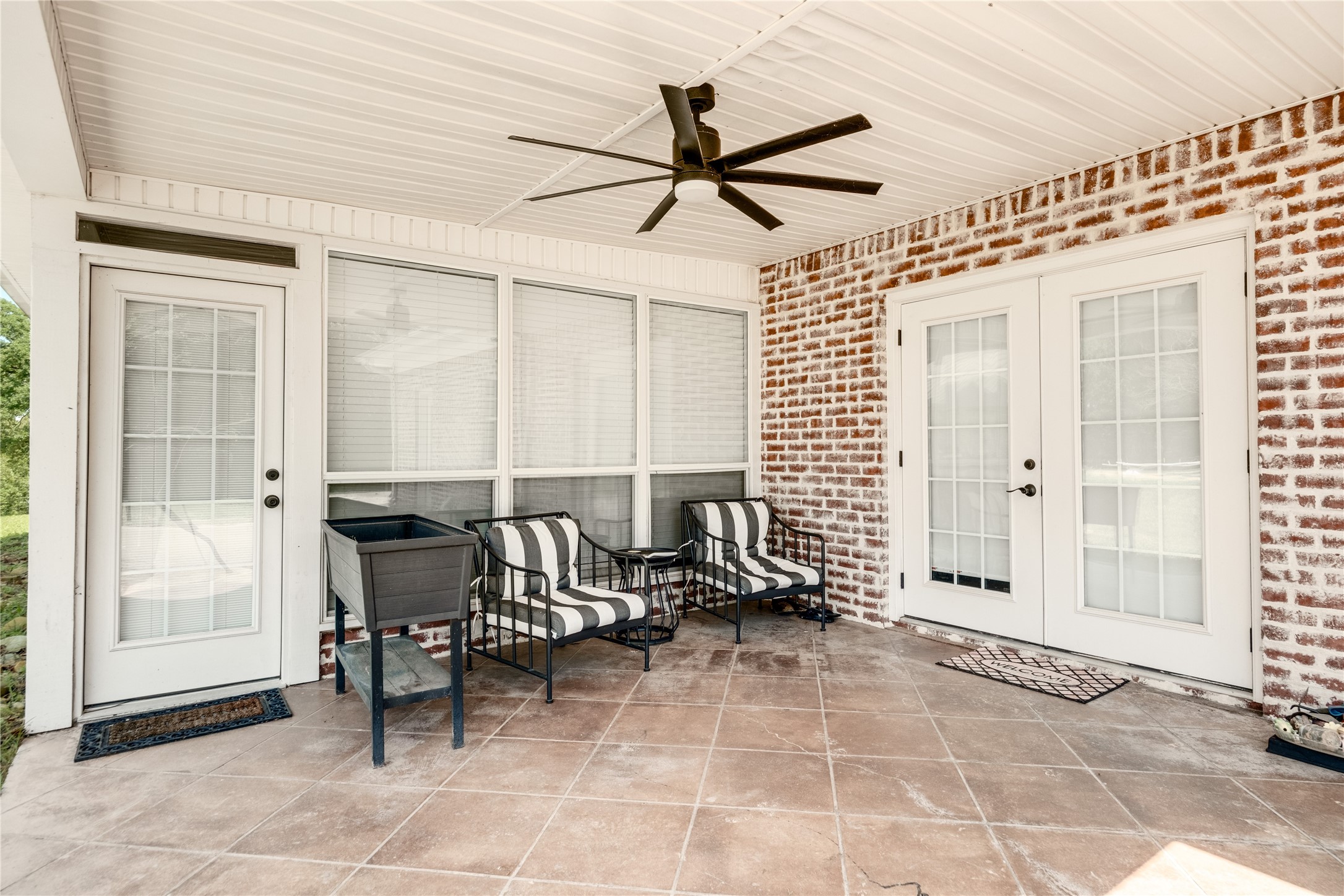 231 An County Road 2105 Palestine TX 75801