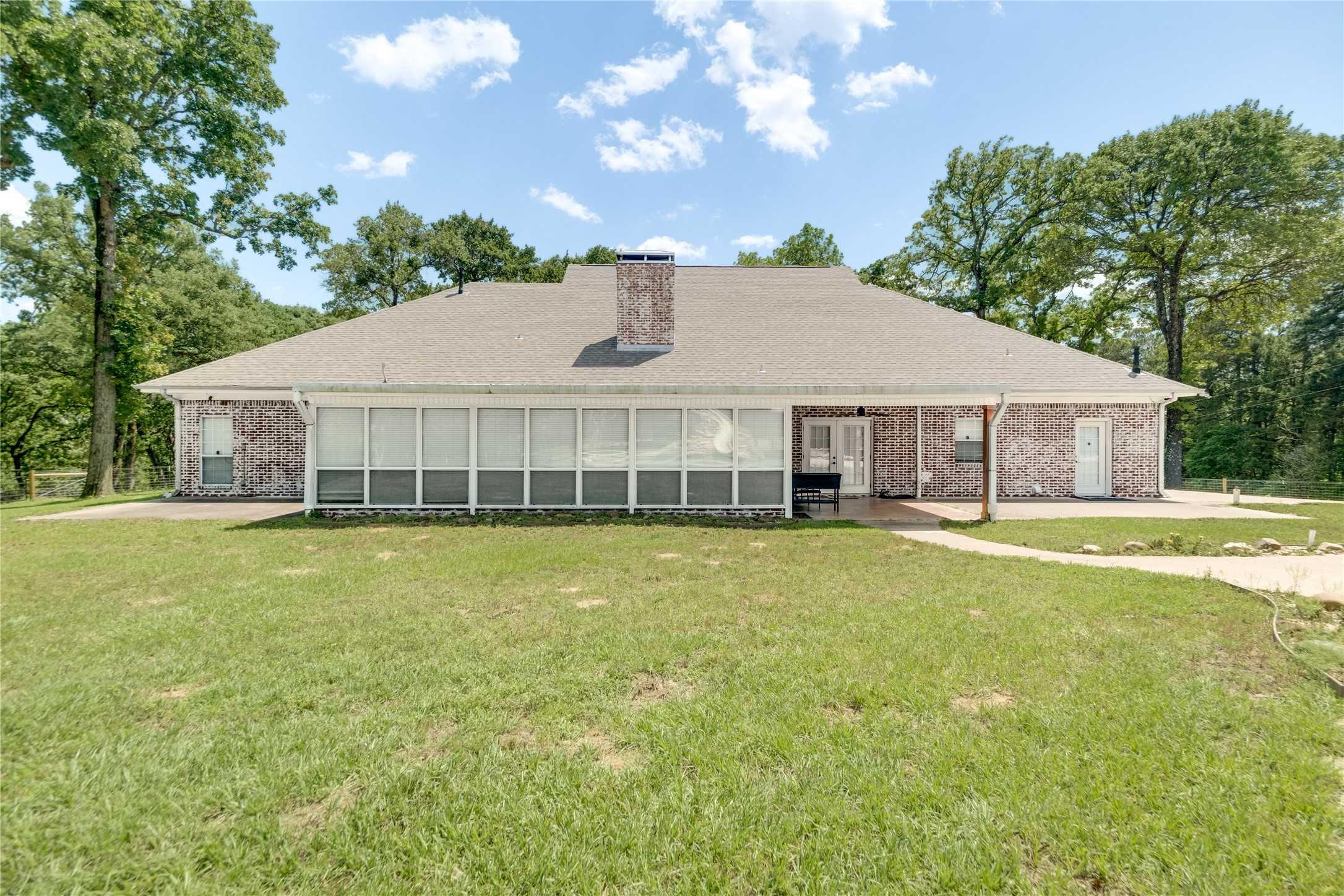 231 An County Road 2105 Palestine TX 75801